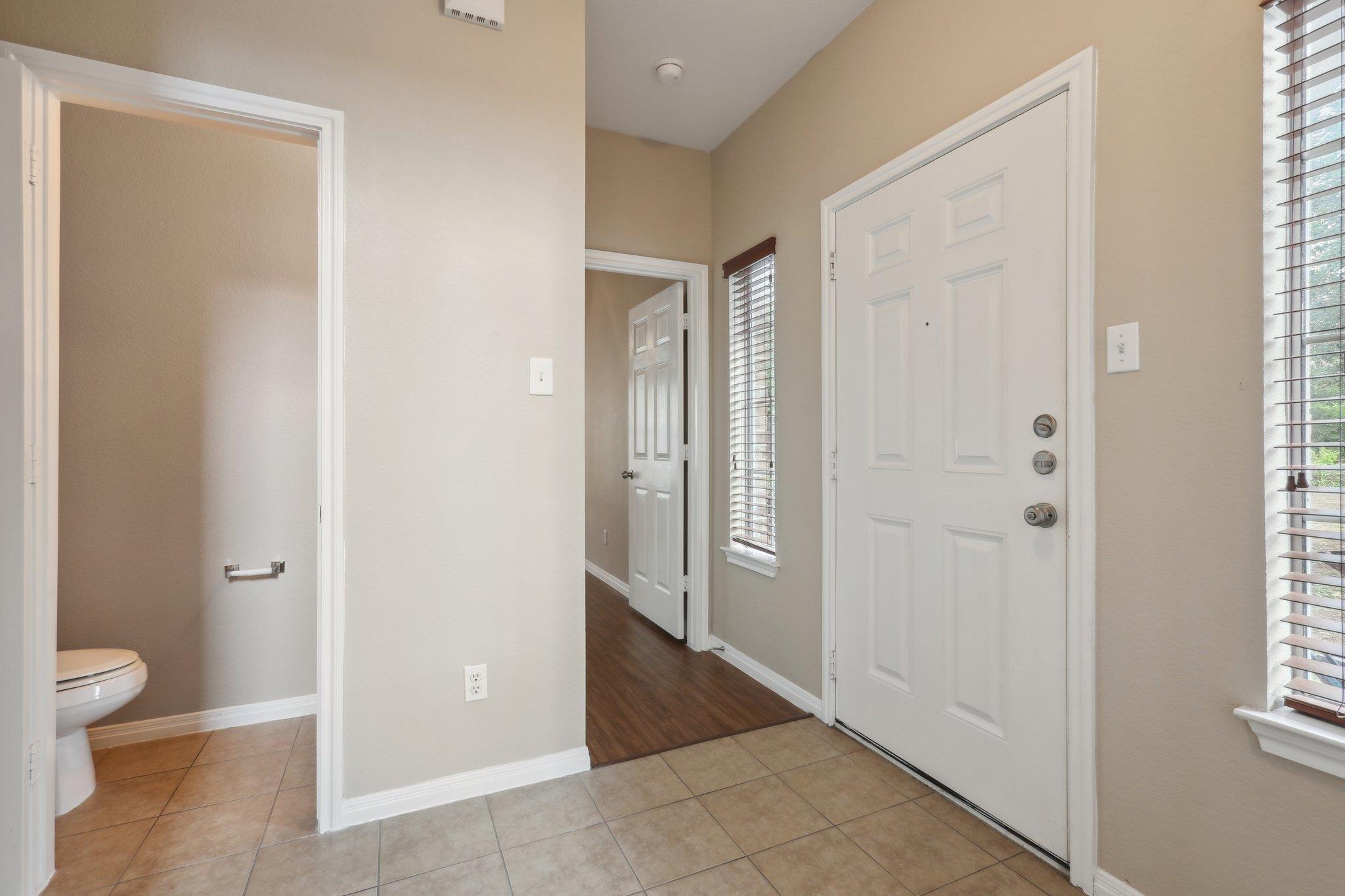 1900 Little Elm Trl # 52, Cedar Park, TX 78613