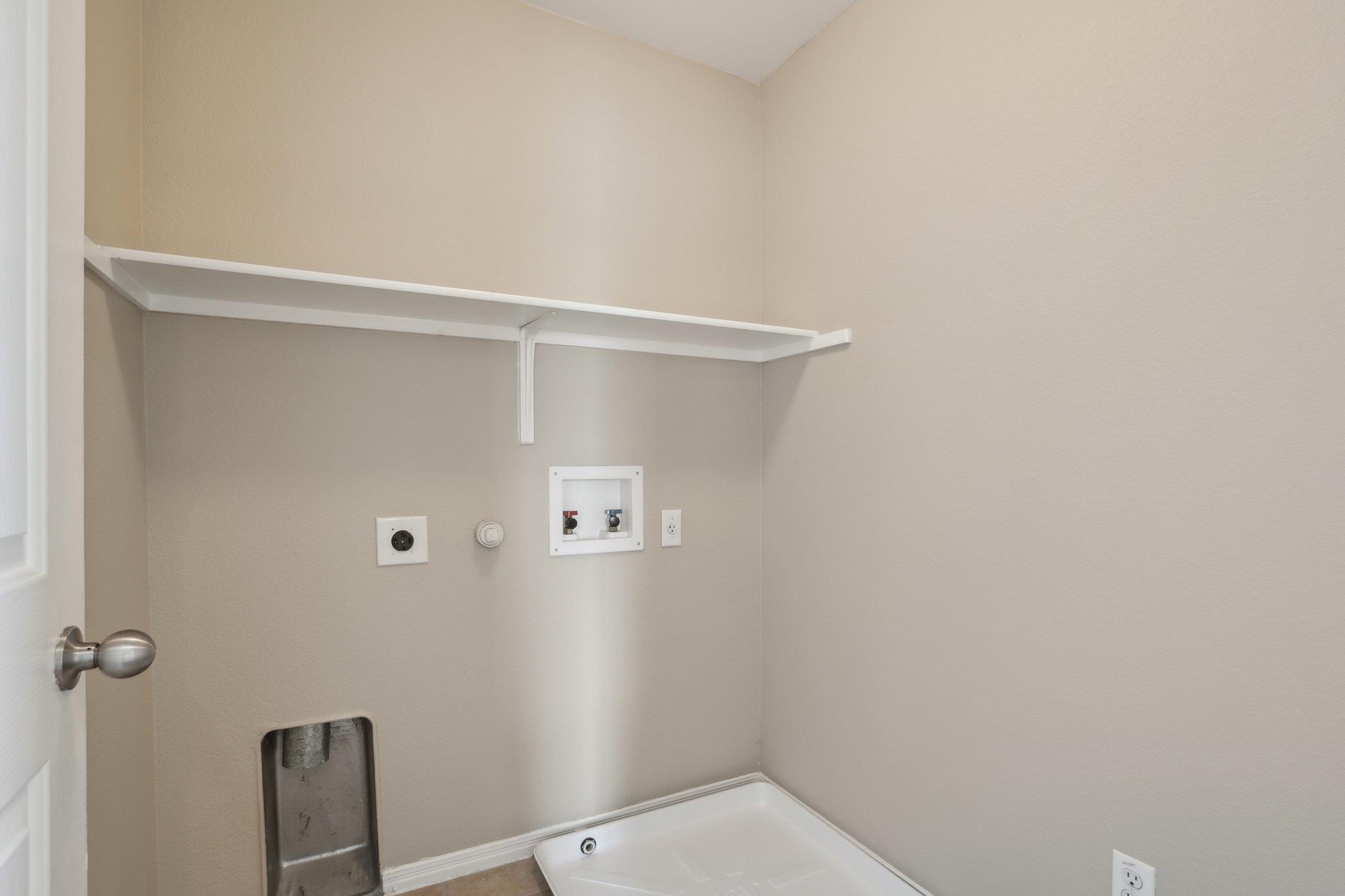 1900 Little Elm Trl # 52, Cedar Park, TX 78613