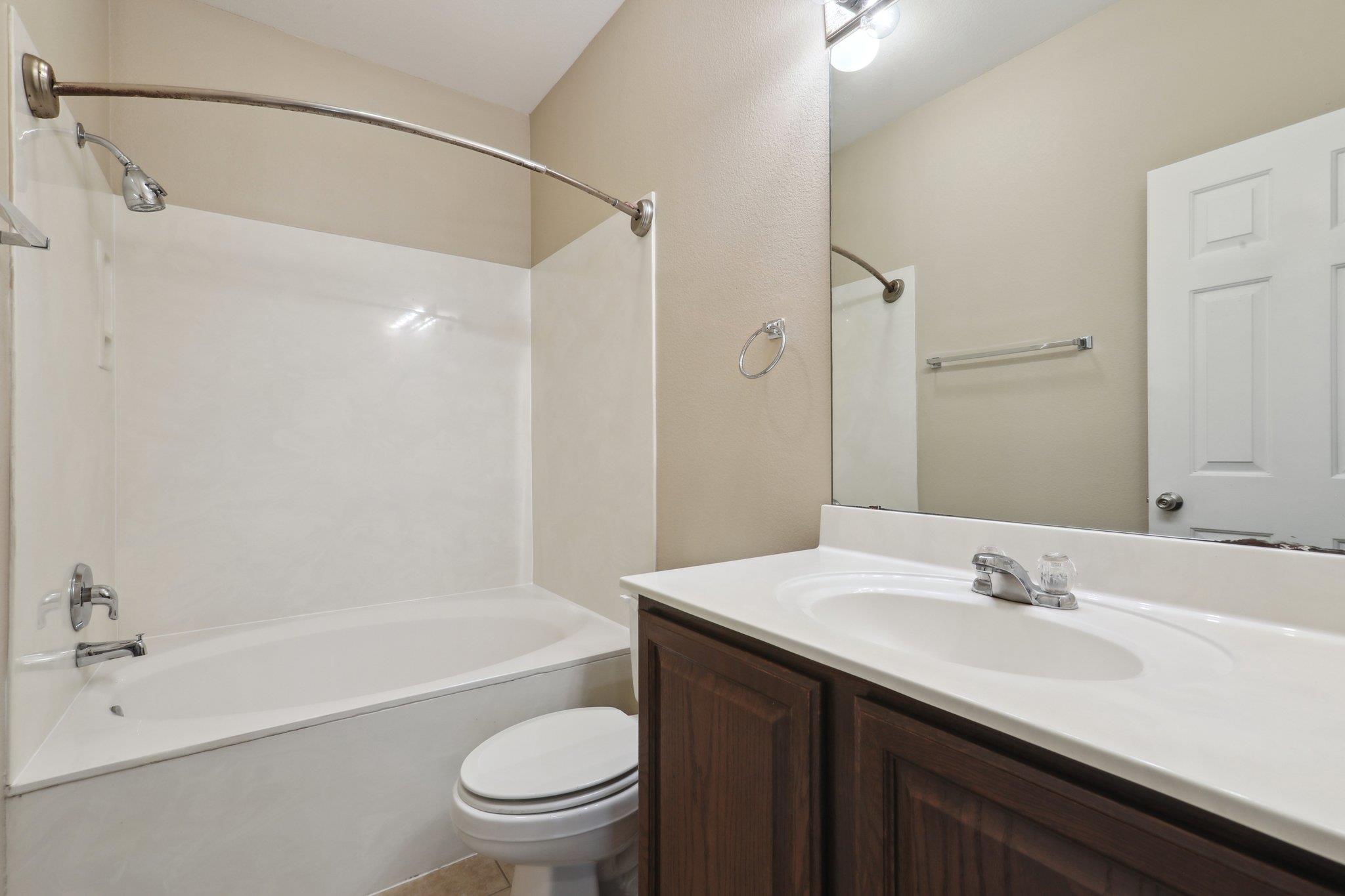 1900 Little Elm Trl # 52, Cedar Park, TX 78613