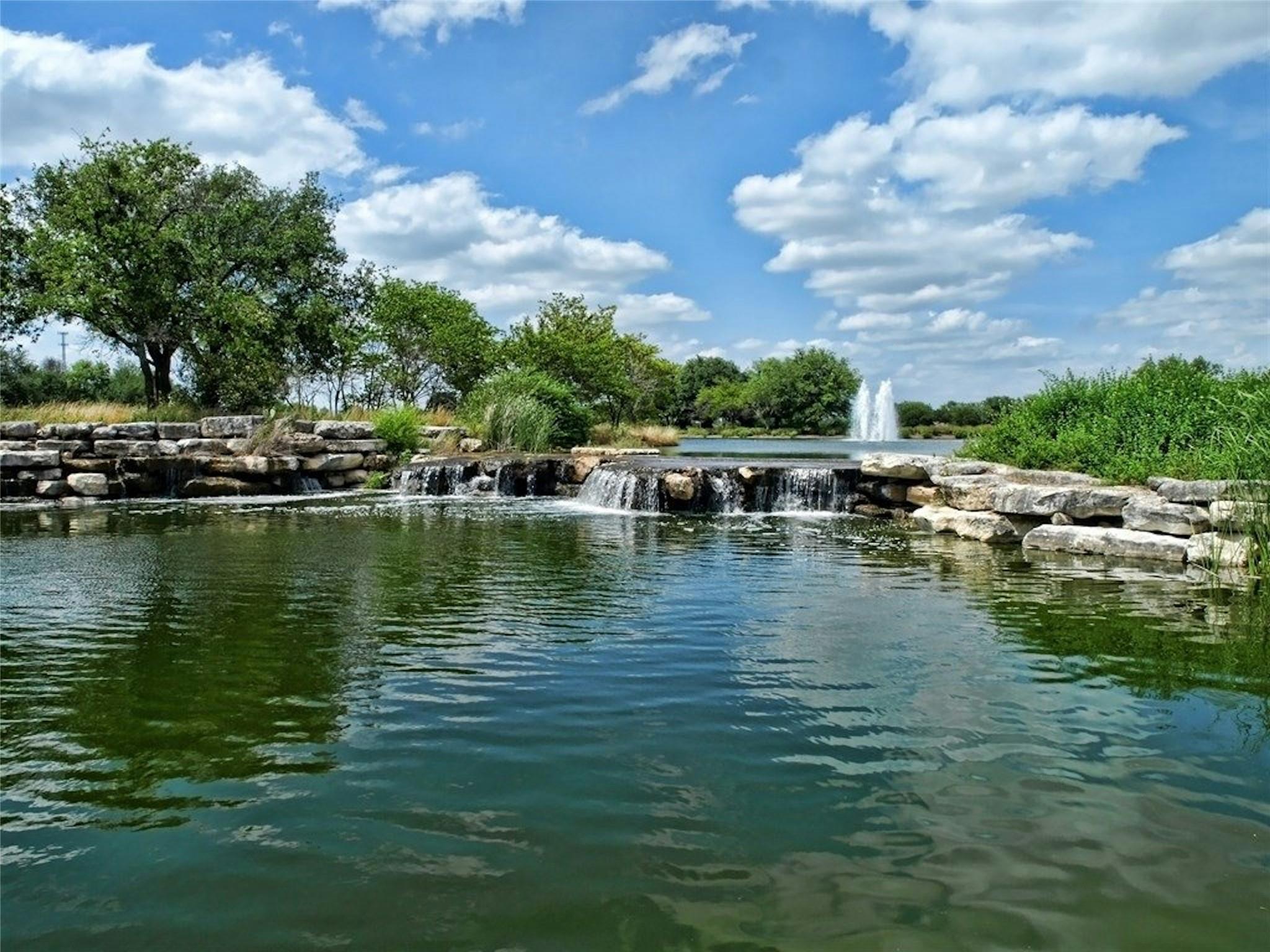 116 Grapevine Ln, Georgetown, TX 78633