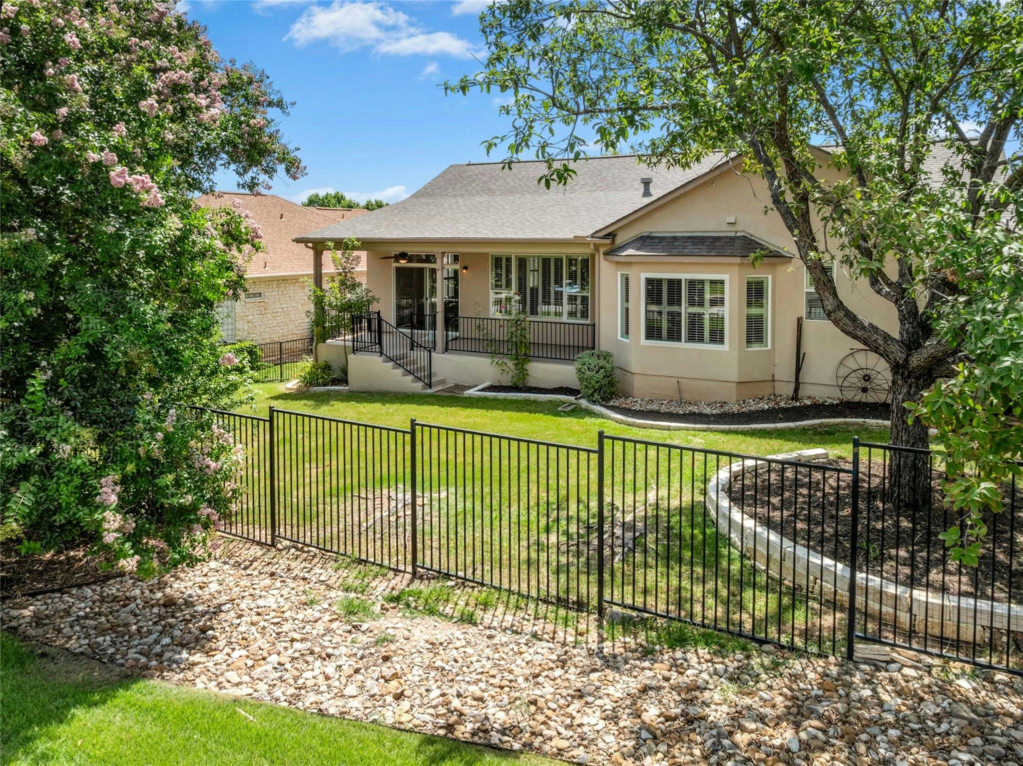 116 Grapevine Ln, Georgetown, TX 78633