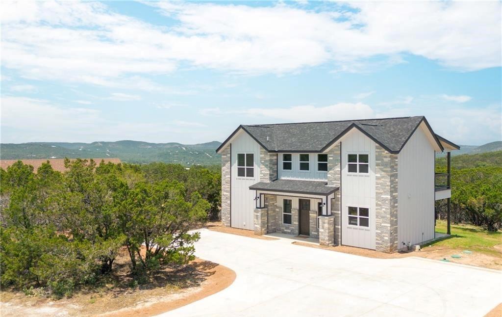 869 Kindersley St, Canyon Lake, TX 78133