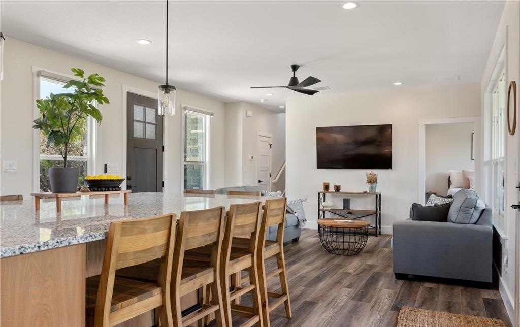 869 Kindersley St, Canyon Lake, TX 78133