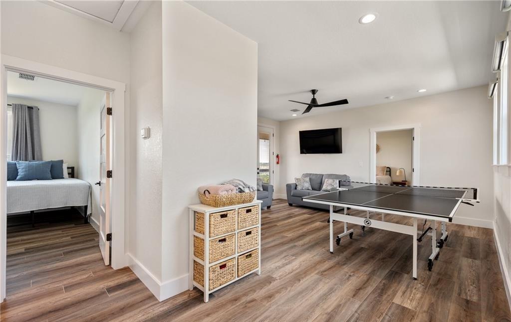869 Kindersley St, Canyon Lake, TX 78133