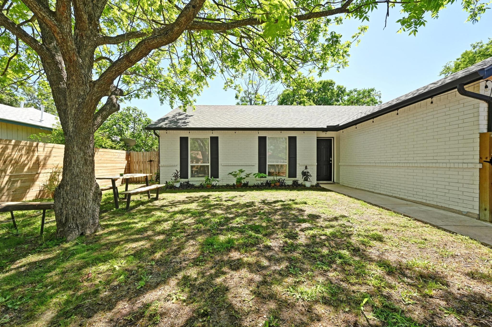 1213 South Trace Dr, Austin, TX 78745