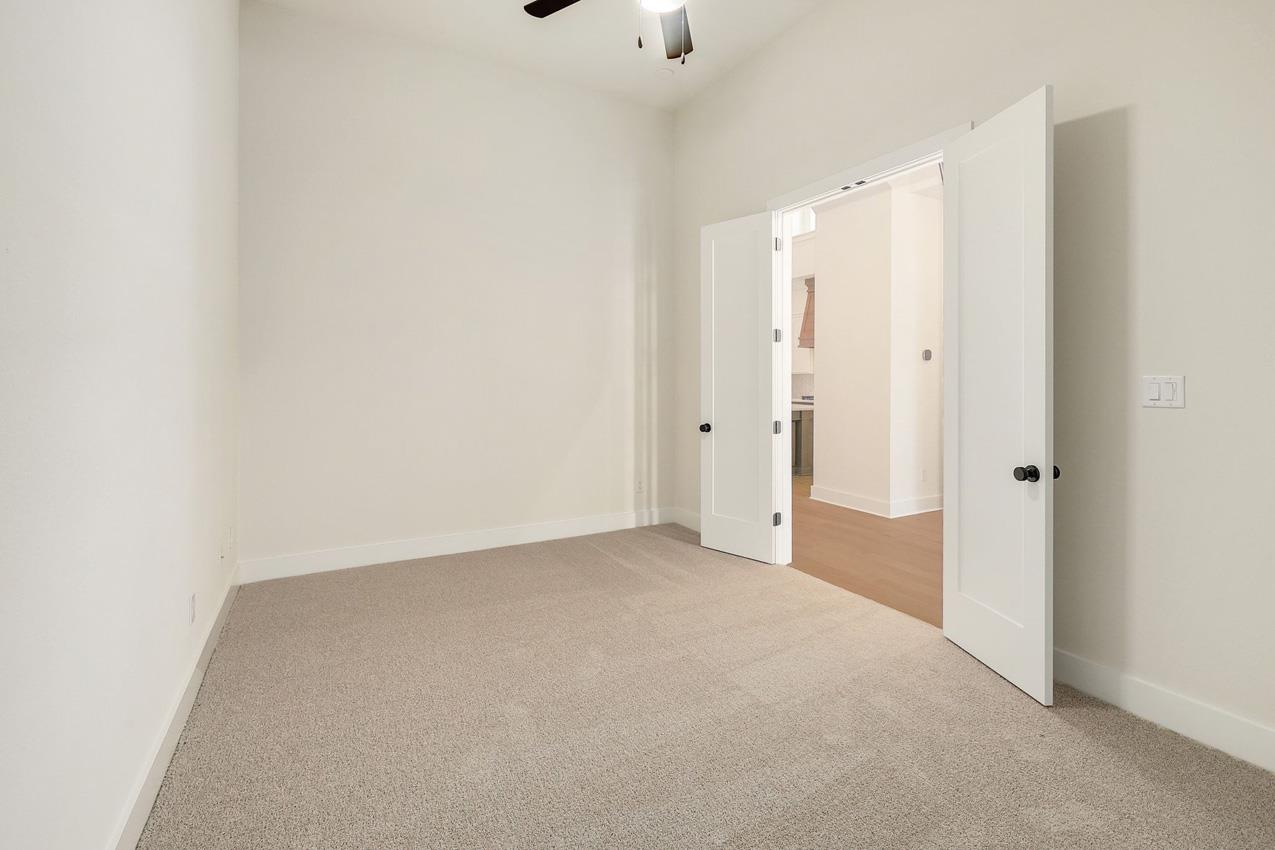 1529 Amanda Paige Dr, Georgetown, TX 78628