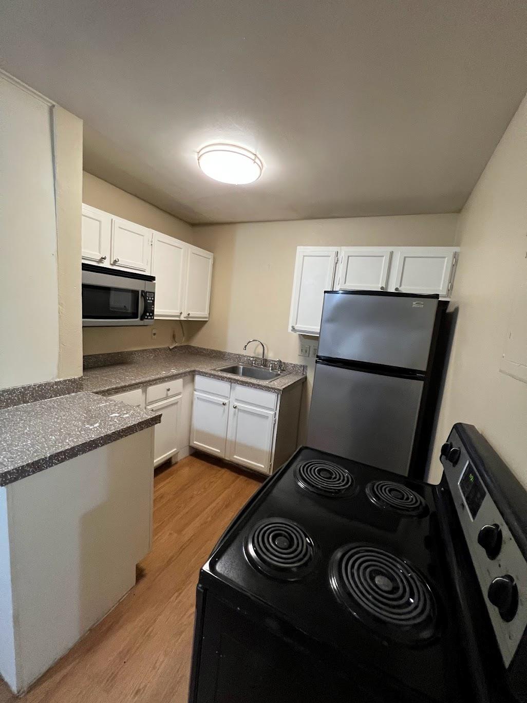 1000 W 26th St # 101, Austin, TX 78705