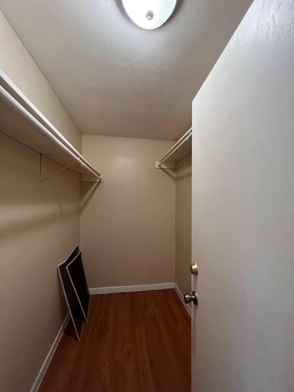 1000 W 26th St # 101, Austin, TX 78705