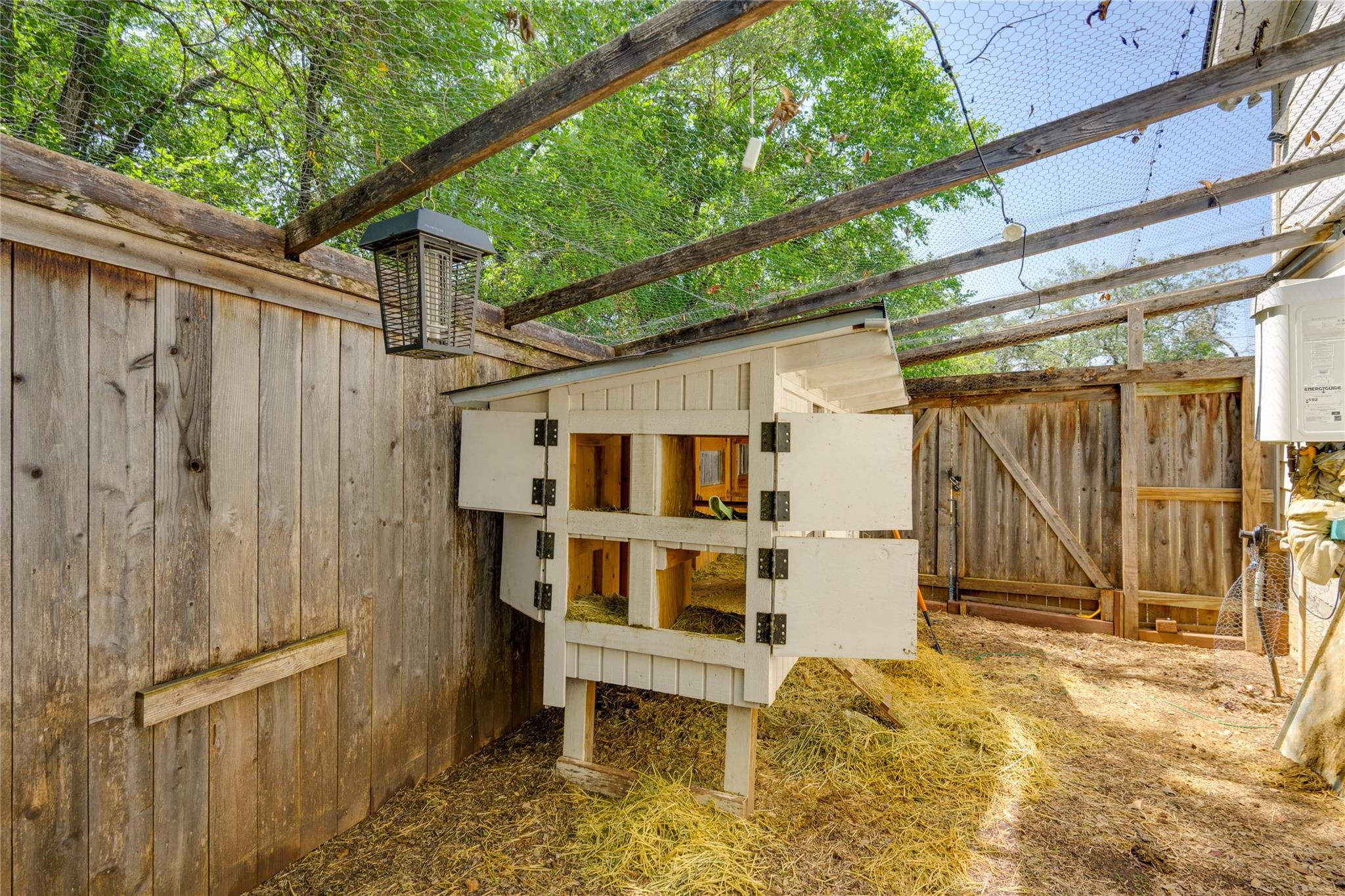 1305 Village West Dr, Austin, TX 78733