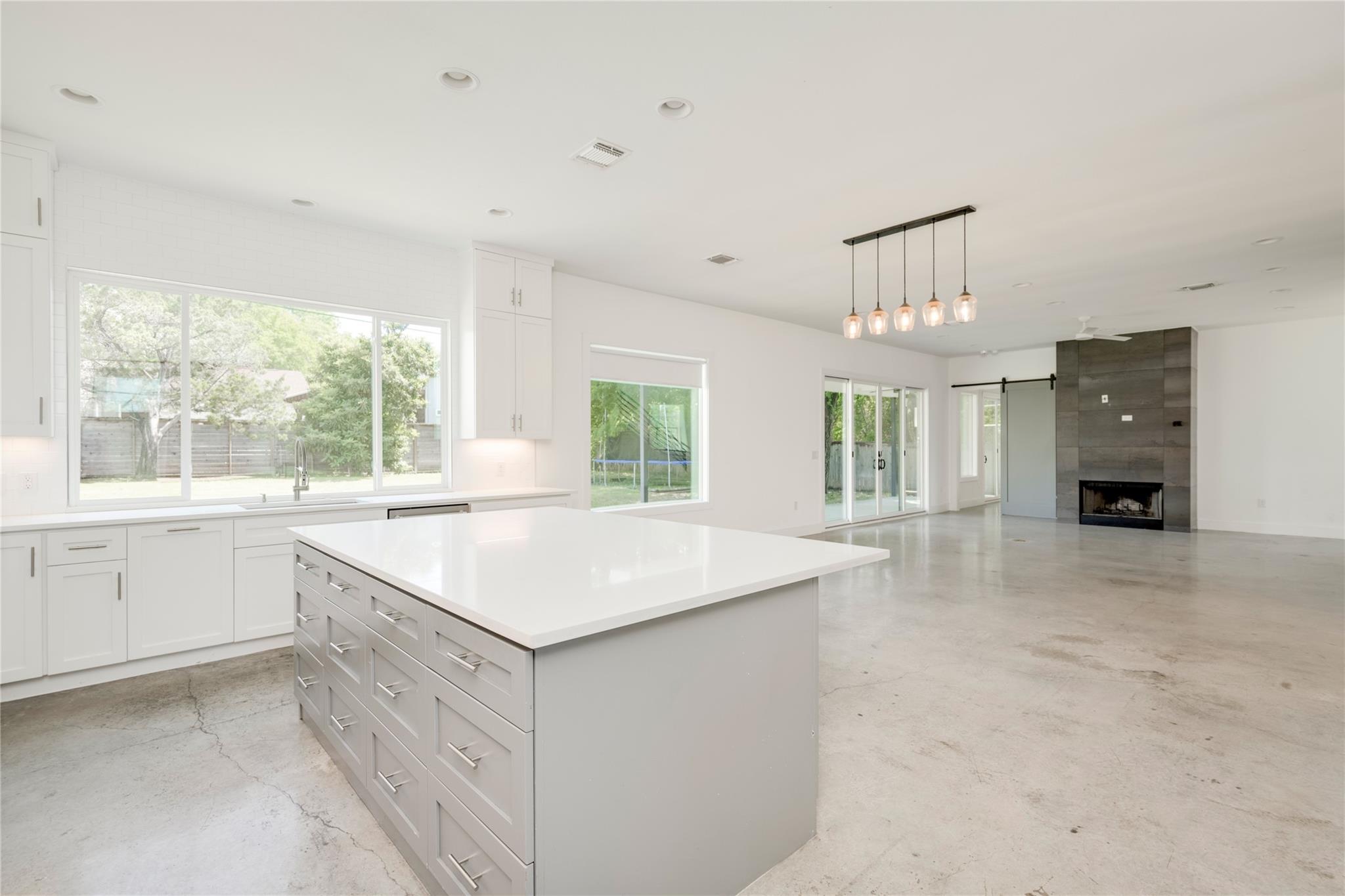 1305 Village West Dr, Austin, TX 78733