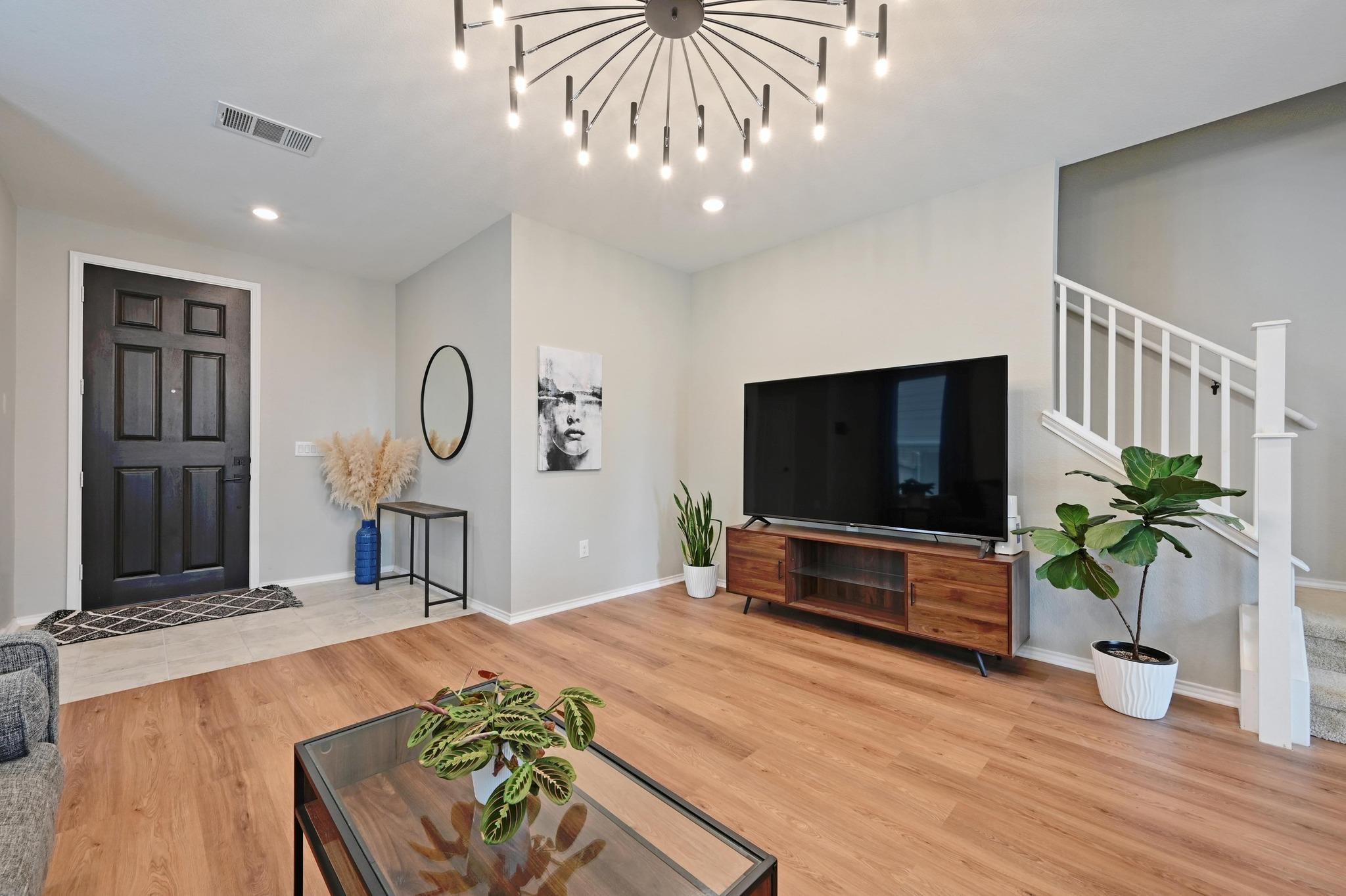 6309 Carriage Pines Dr, Del Valle, TX 78617