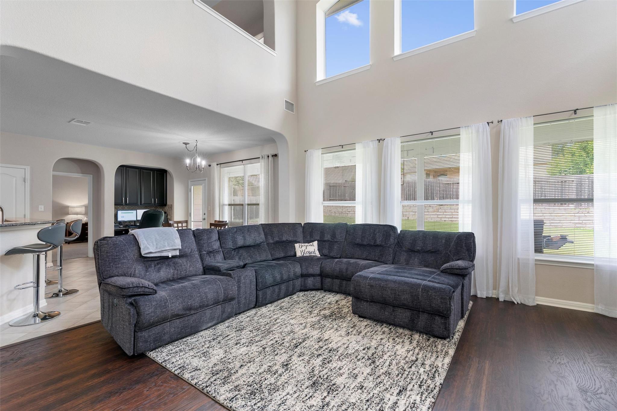 4399 Green Tree Dr, Round Rock, TX 78665