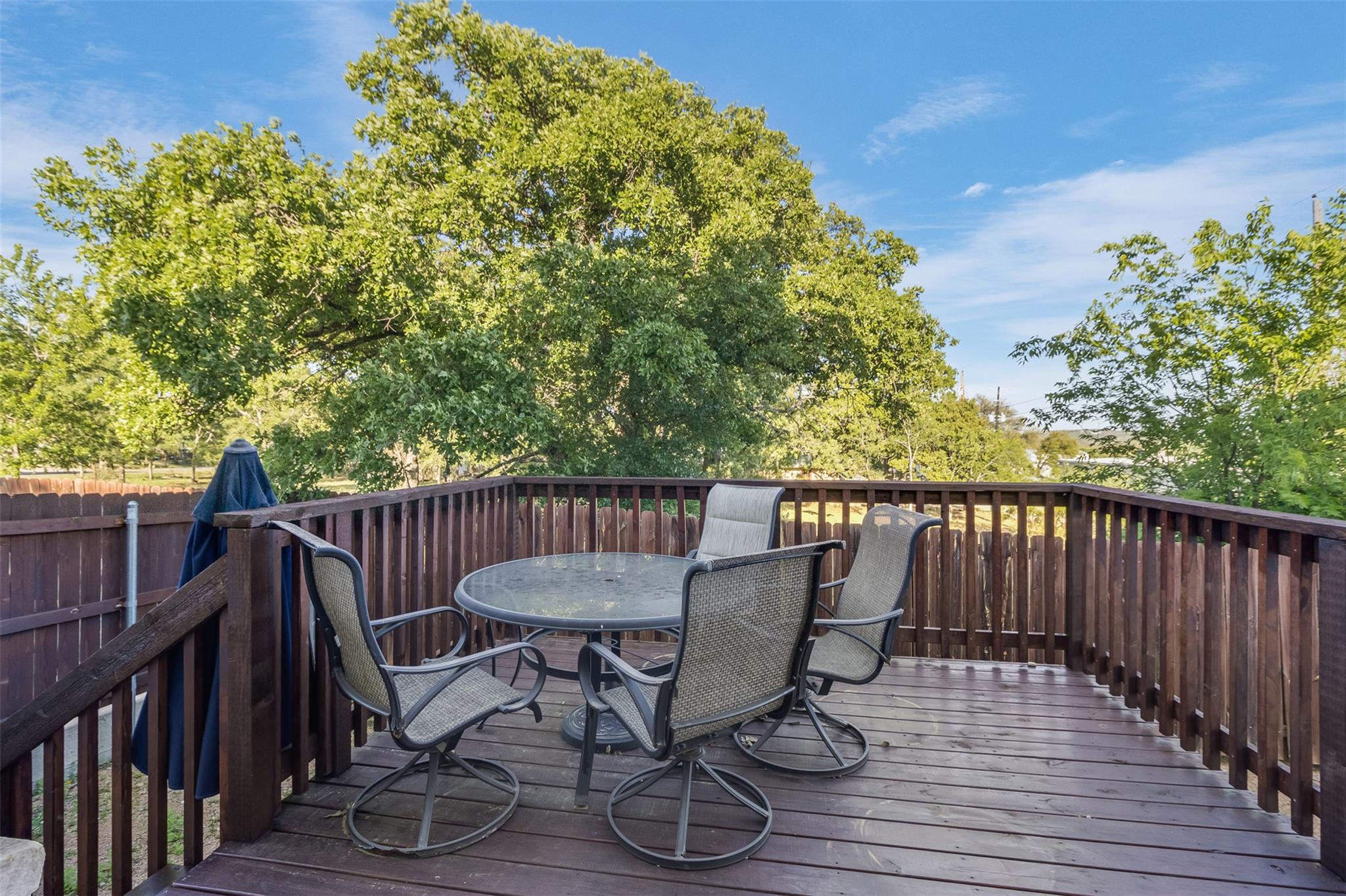 4332 Oak Park Dr, Cottonwood Shores, TX 78657