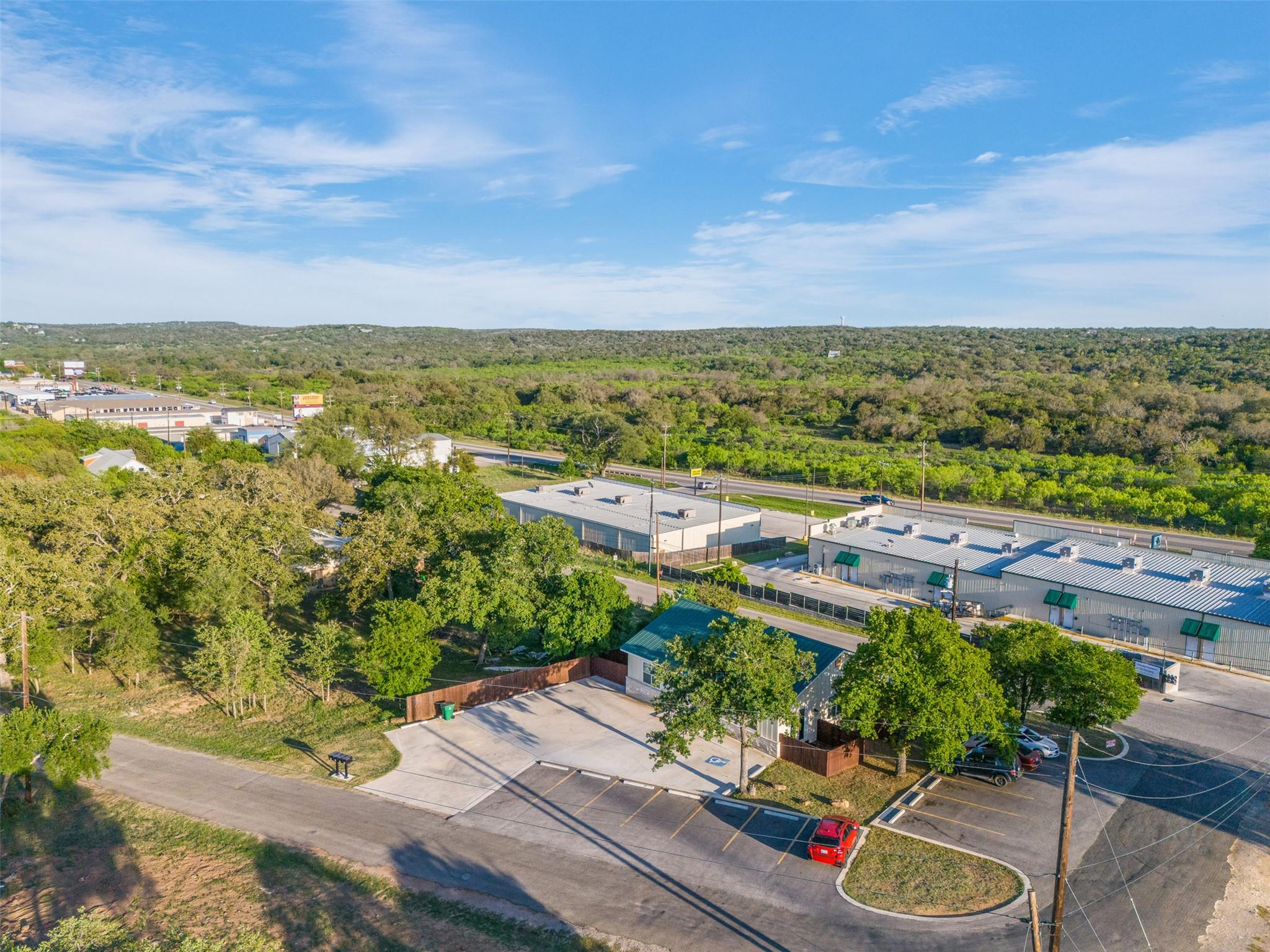 4332 Oak Park Dr, Cottonwood Shores, TX 78657