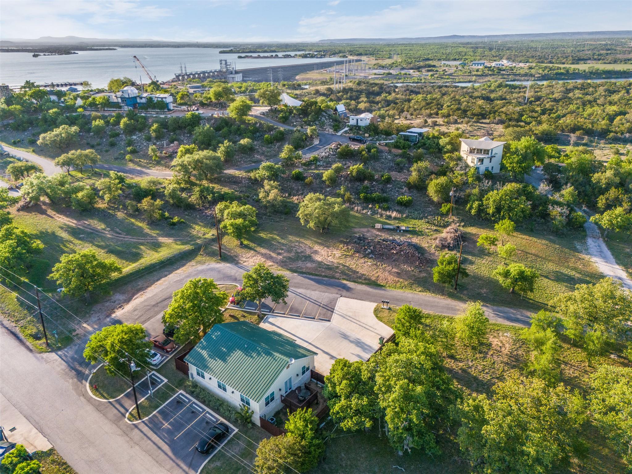4332 Oak Park Dr, Cottonwood Shores, TX 78657