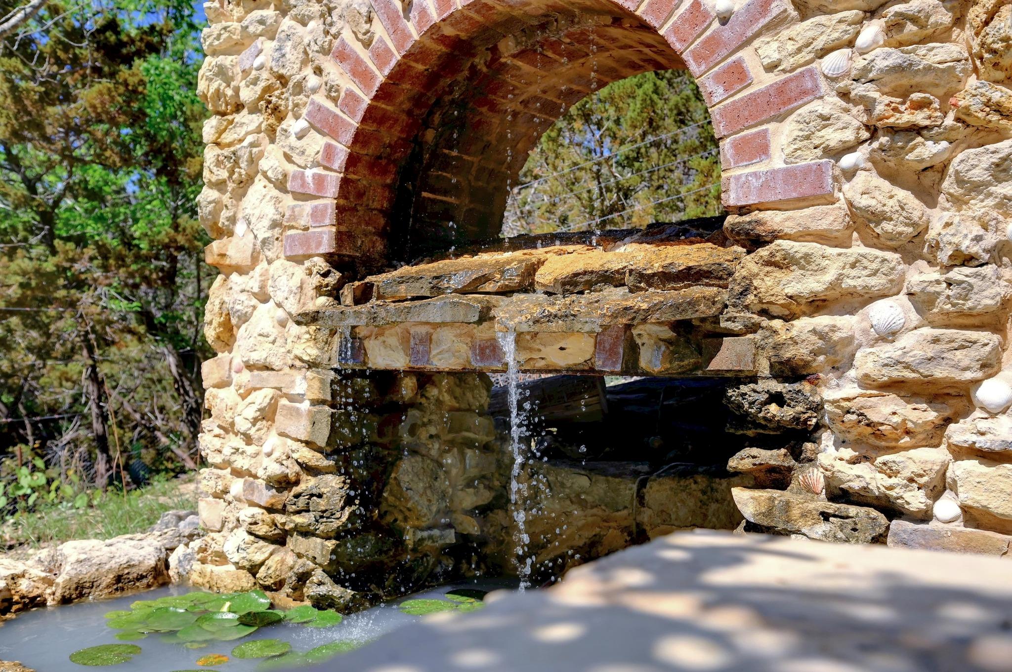 324 E Headwaters Ranch Rd, Kendalia, TX 78027