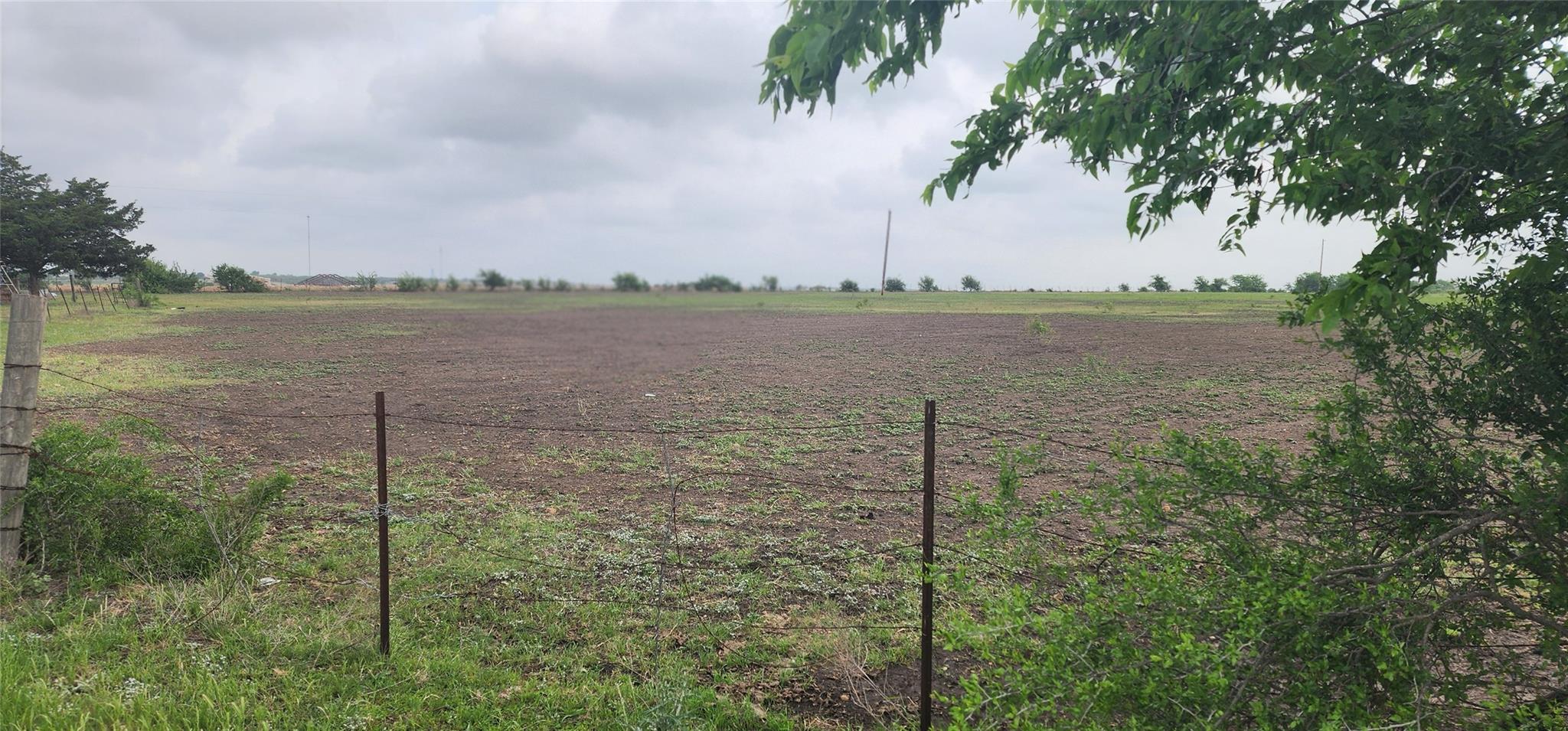 9338 E San Marcos Highway, Fentress, TX 78622