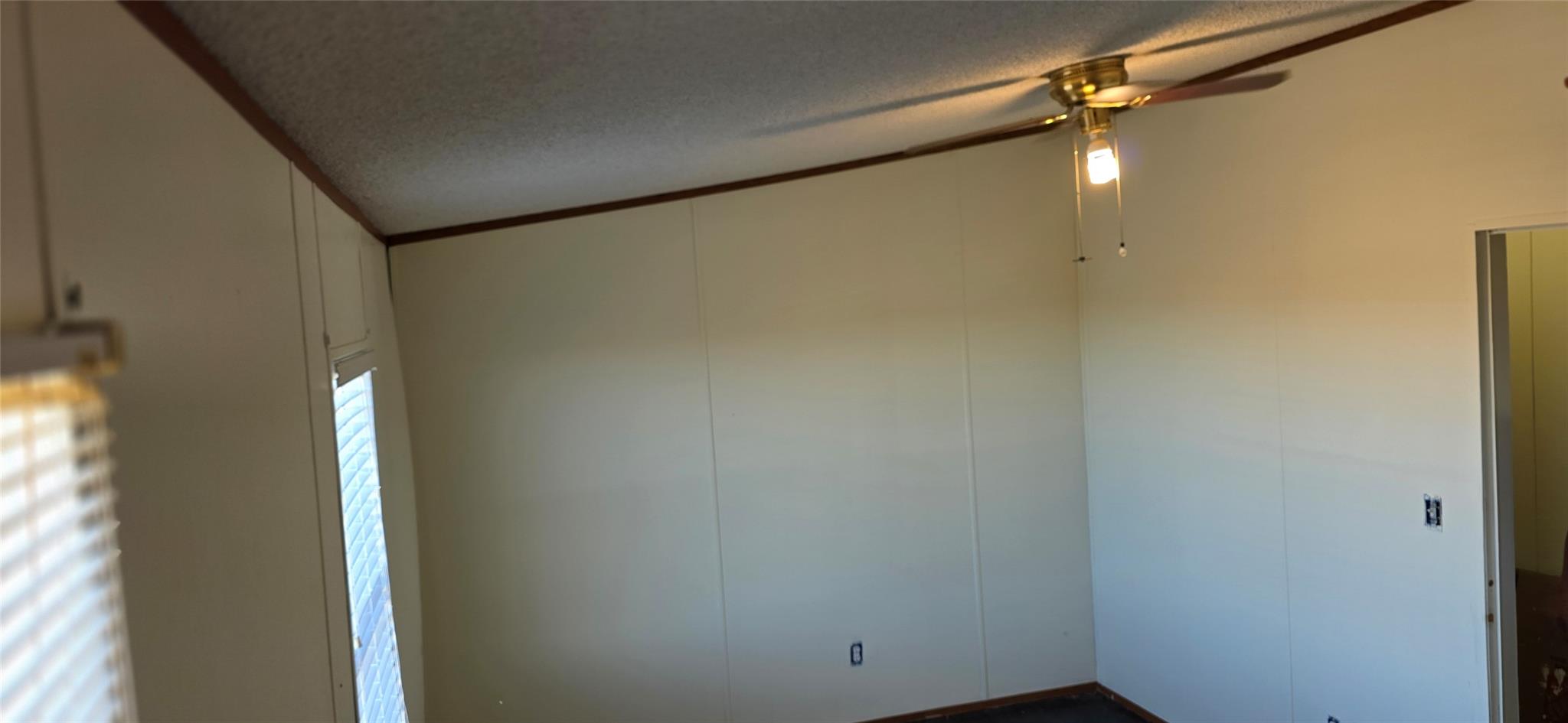 9338 E San Marcos Highway, Fentress, TX 78622