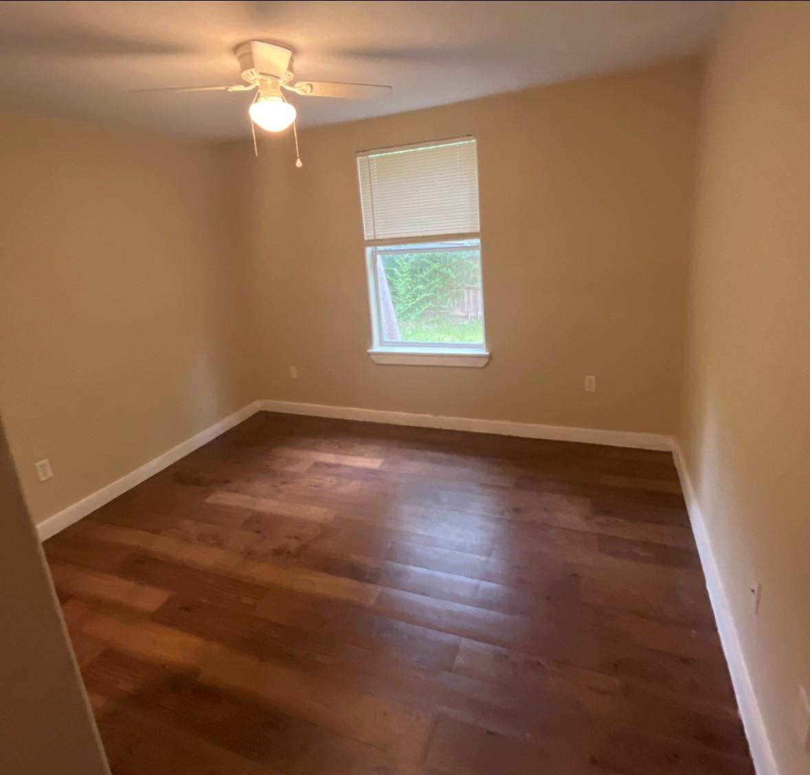 930 Red River St, Lockhart, TX 78644