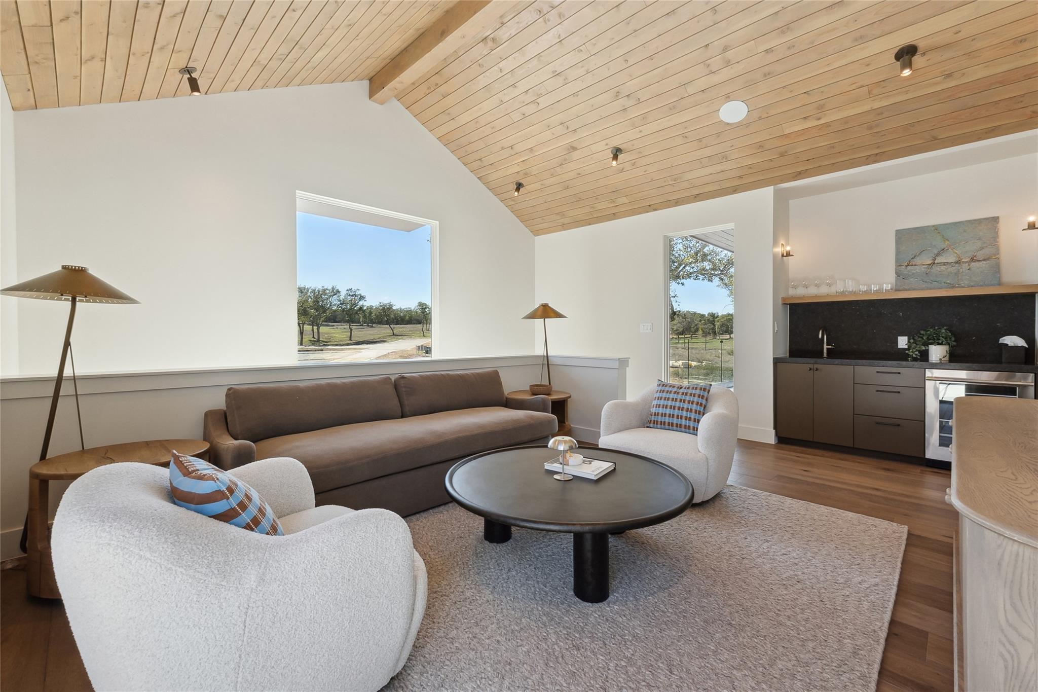 101 Esperanto Way, Spicewood, TX 78669