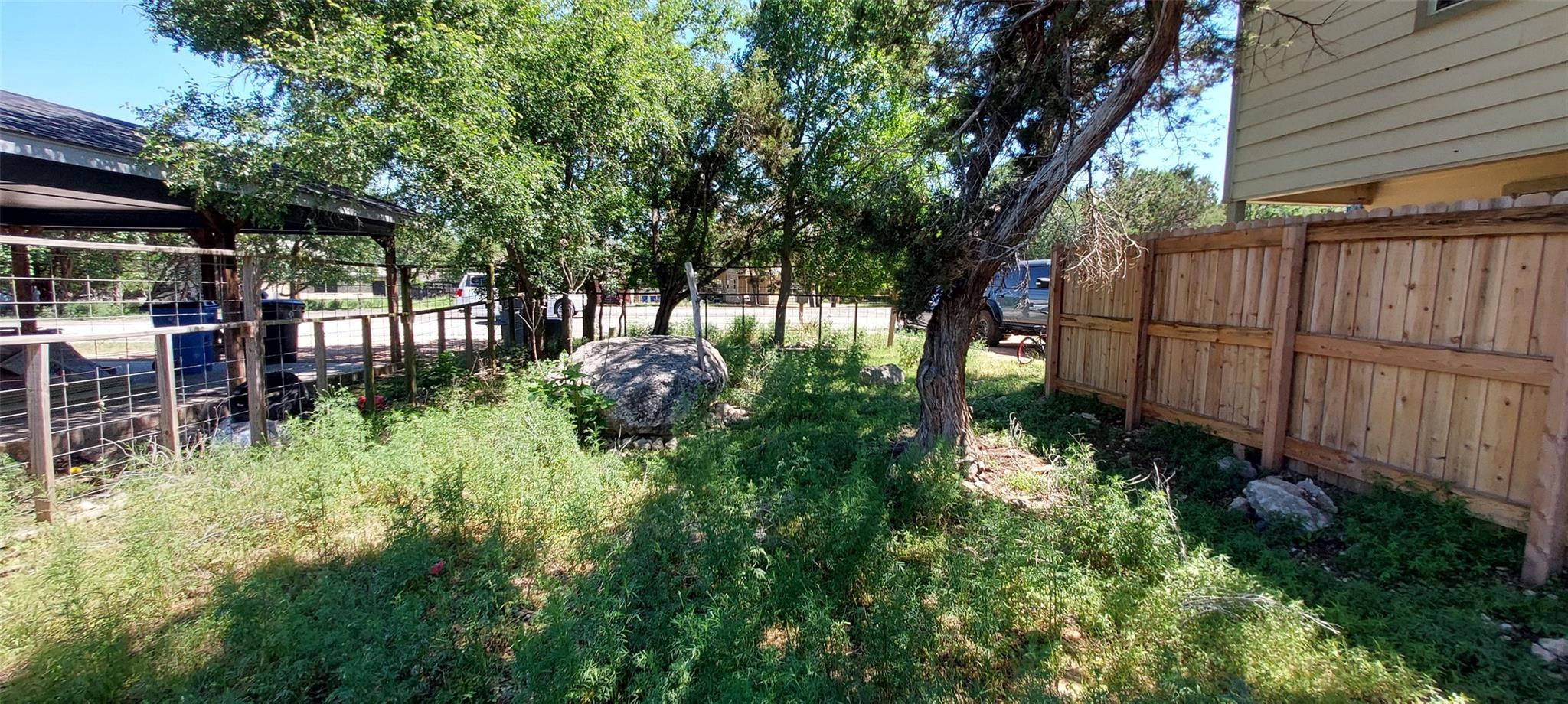 174 Shady Bluff Dr, Wimberley, TX 78676