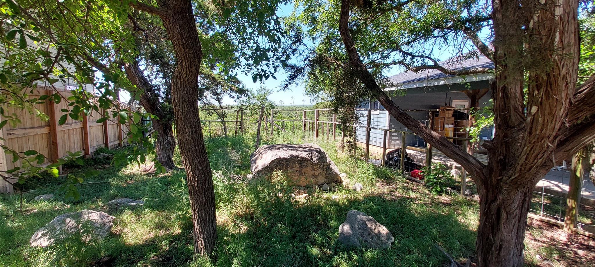 174 Shady Bluff Dr, Wimberley, TX 78676