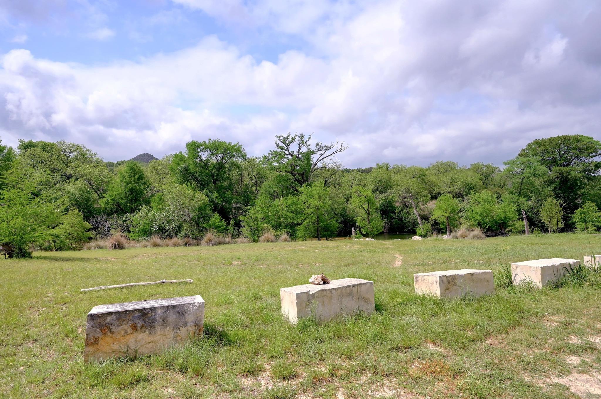805 High Mesa Dr, Wimberley, TX 78676
