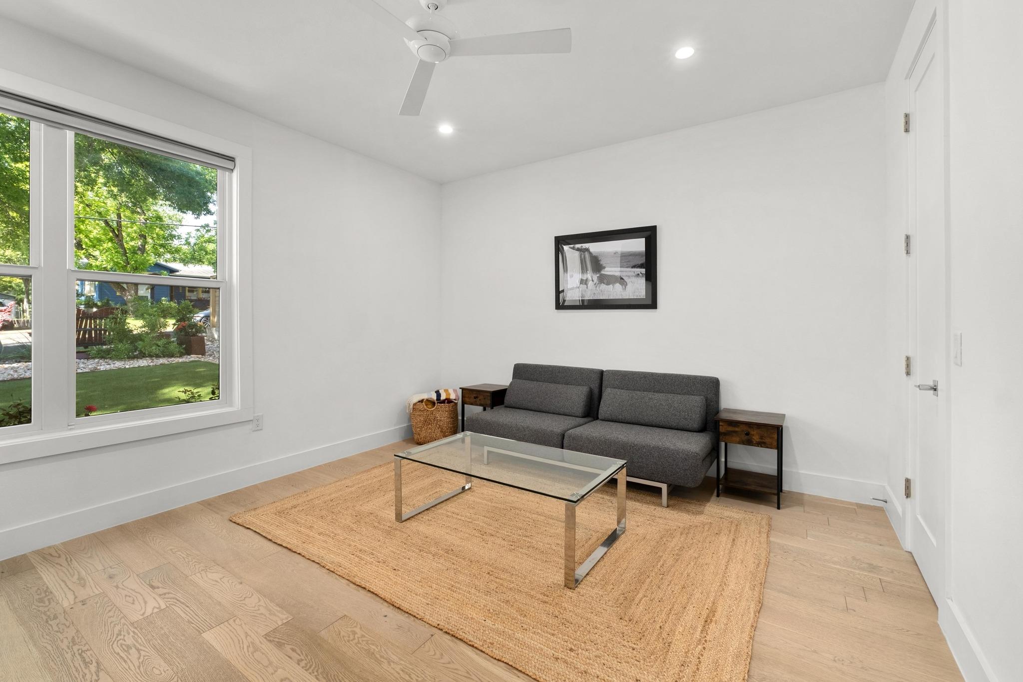 1606 Dexter St, Austin, TX 78704
