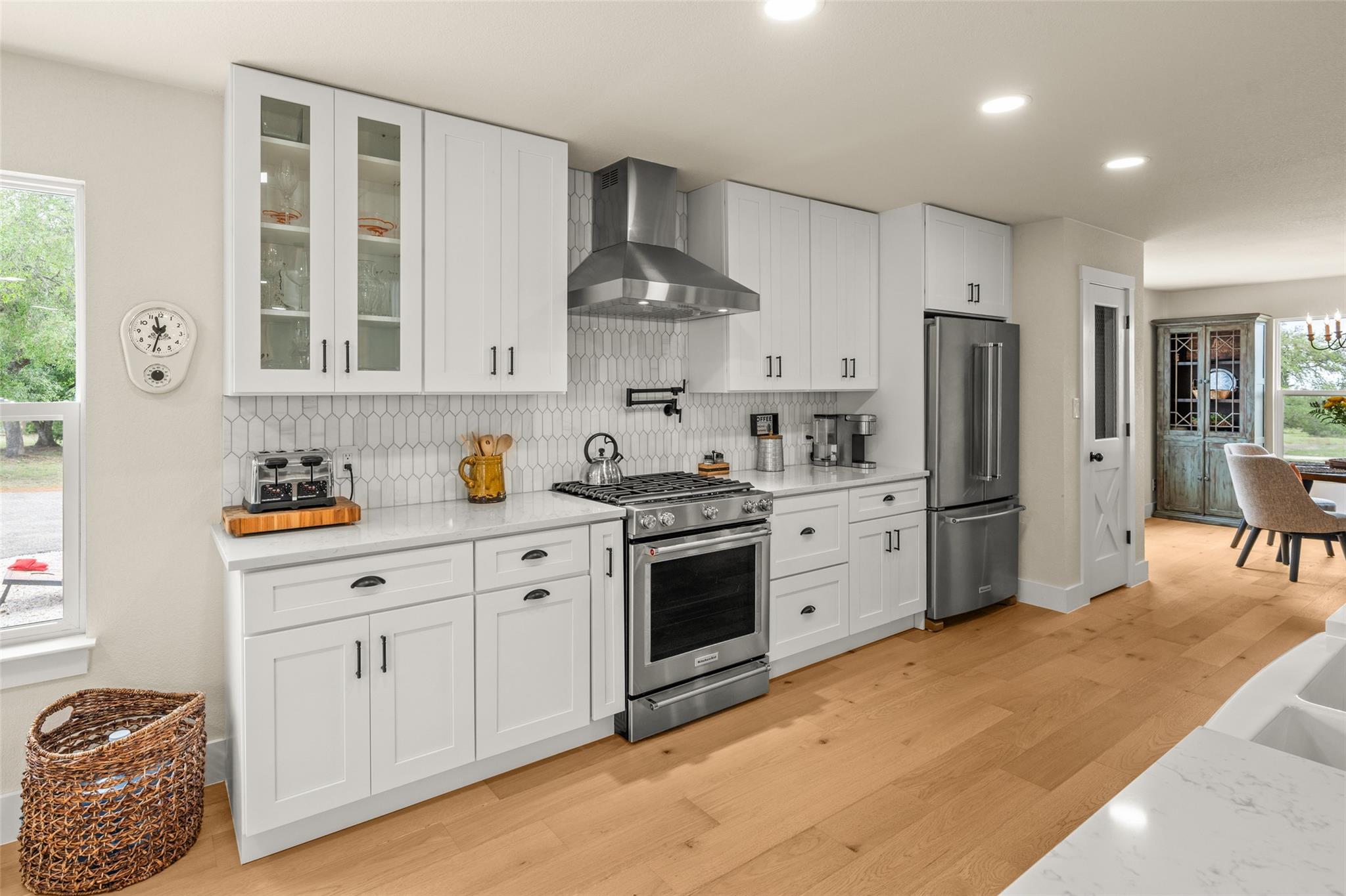 801 Butler Ranch Rd, Dripping Springs, TX 78620
