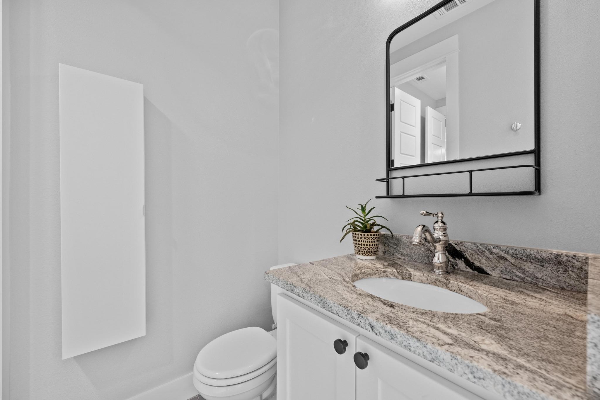 215 SANDY CREEK Cv, Driftwood, TX 78619