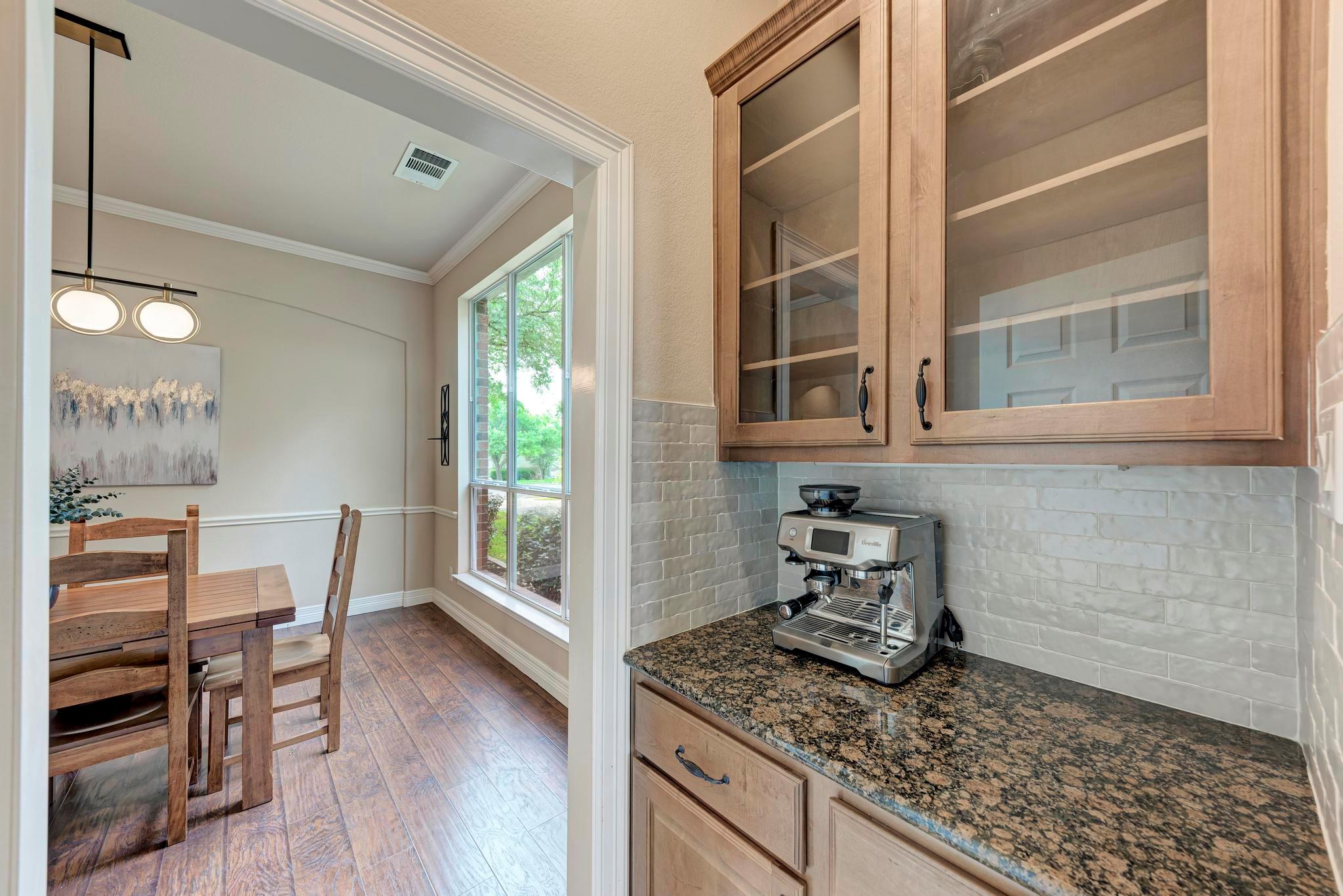 2402 Silent Brook Trl, Round Rock, TX 78665