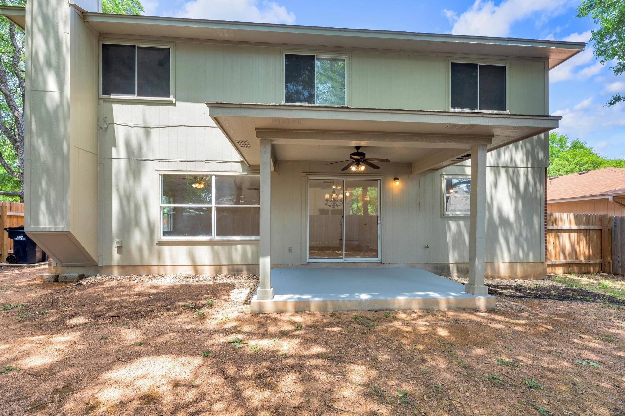 104 PRESIDIO Dr, Leander, TX 78641