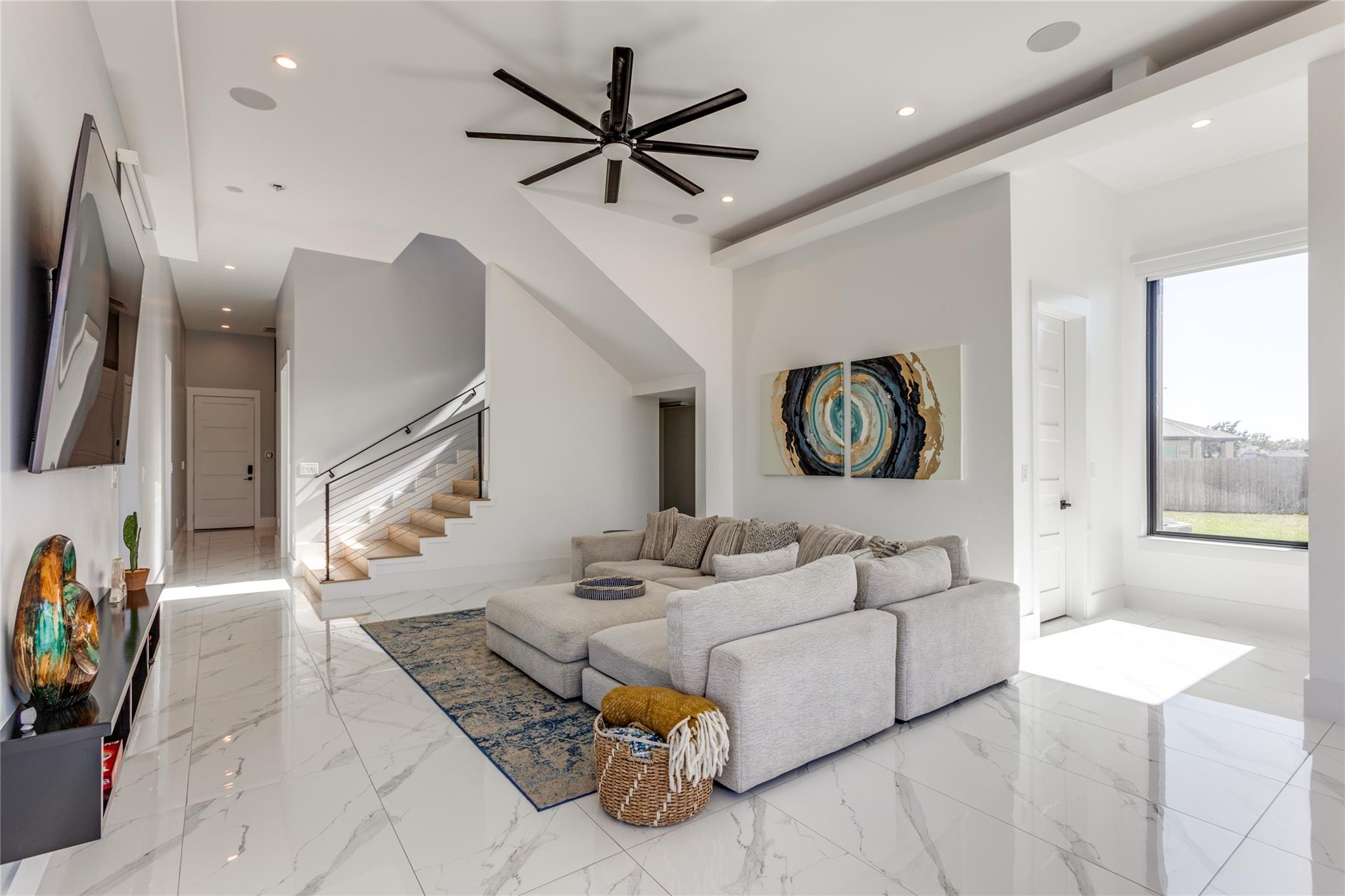 116 Mesones Rd, Florence, TX 76527