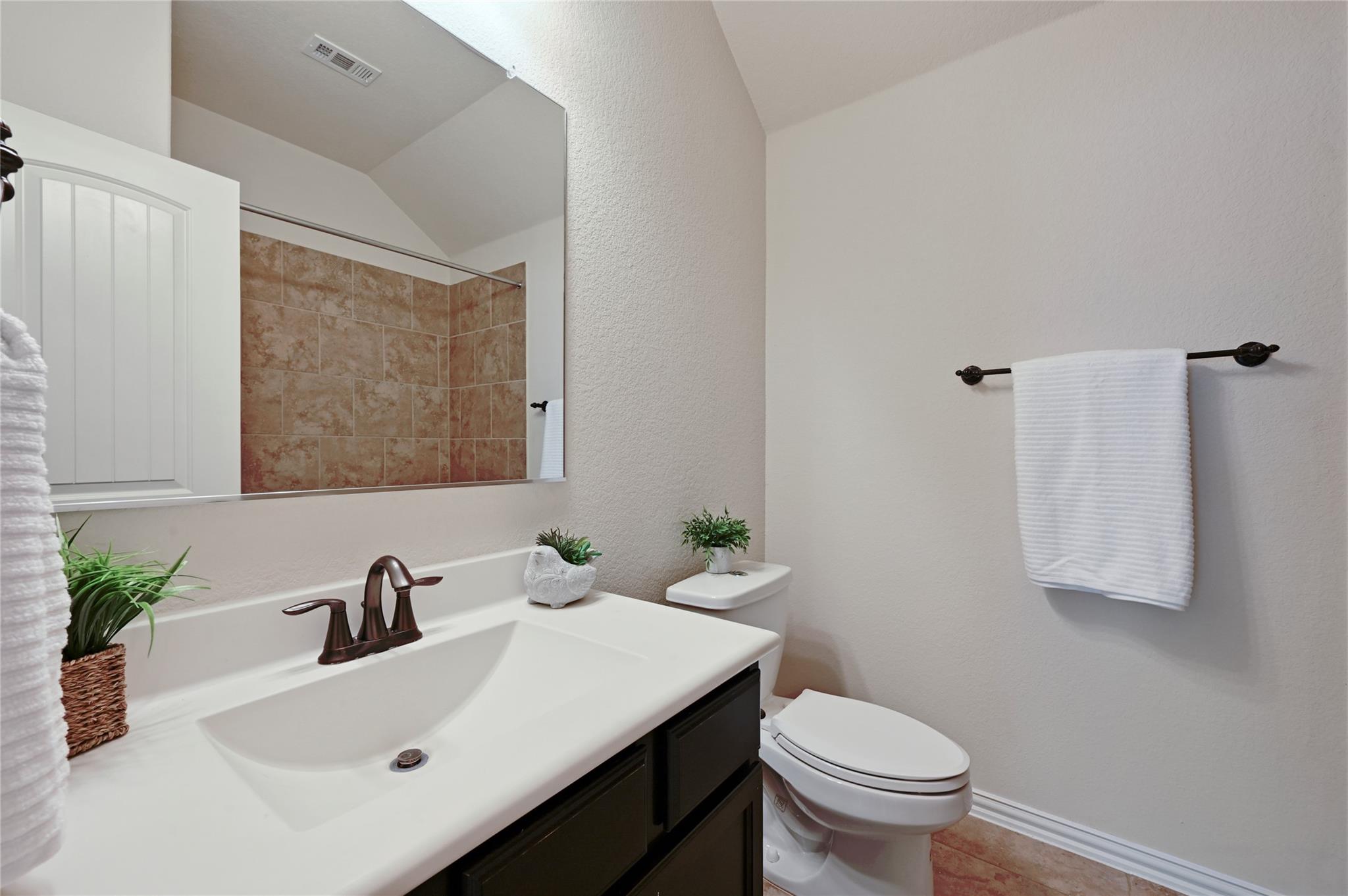 335 Travertine Trl, Buda, TX 78610