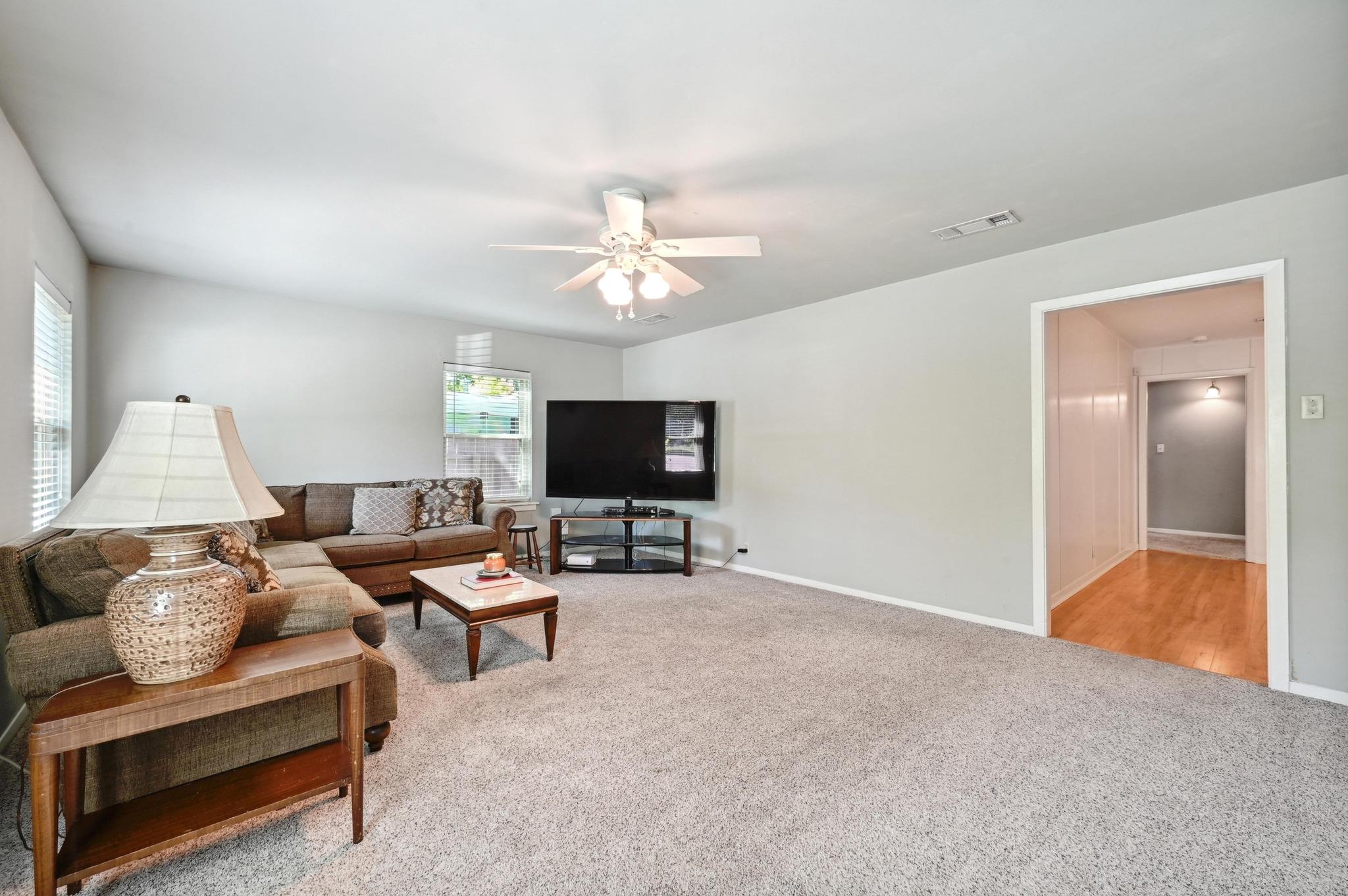 4722 Frontier Trl, Austin, TX 78745