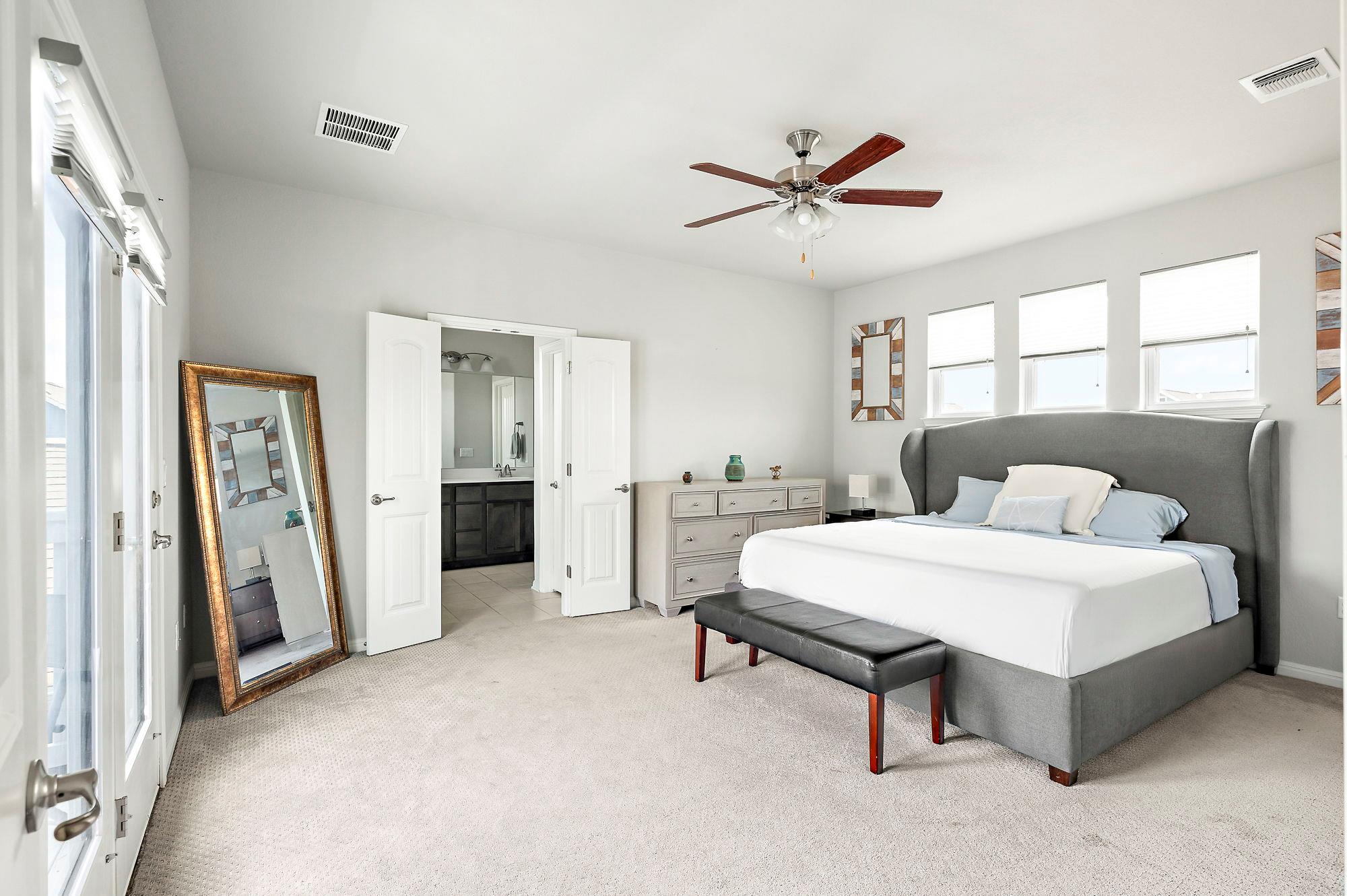 5701 Baythorne Dr, Austin, TX 78747