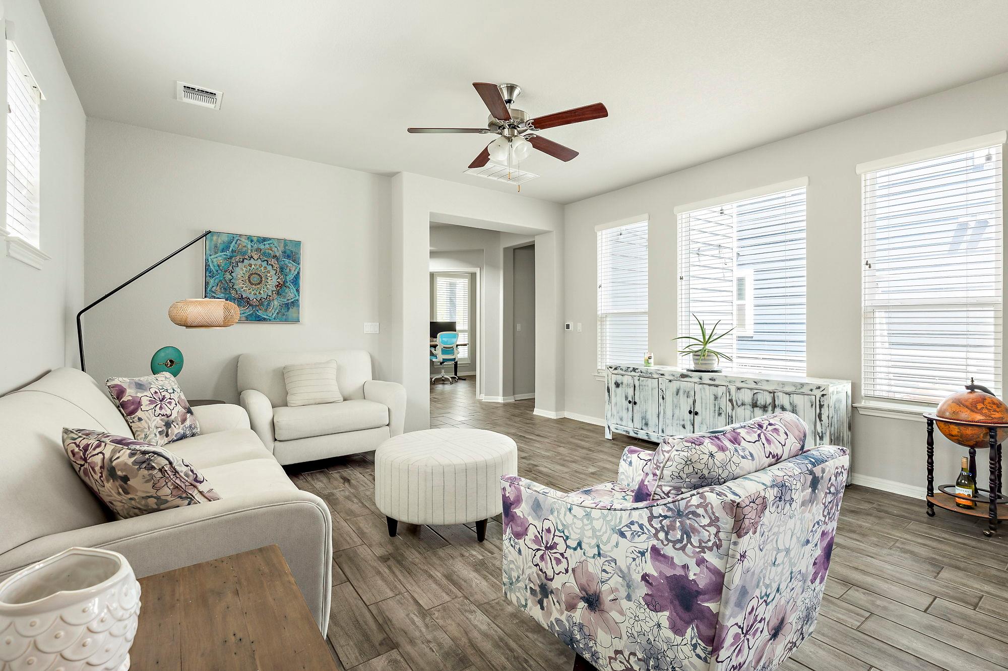 5701 Baythorne Dr, Austin, TX 78747