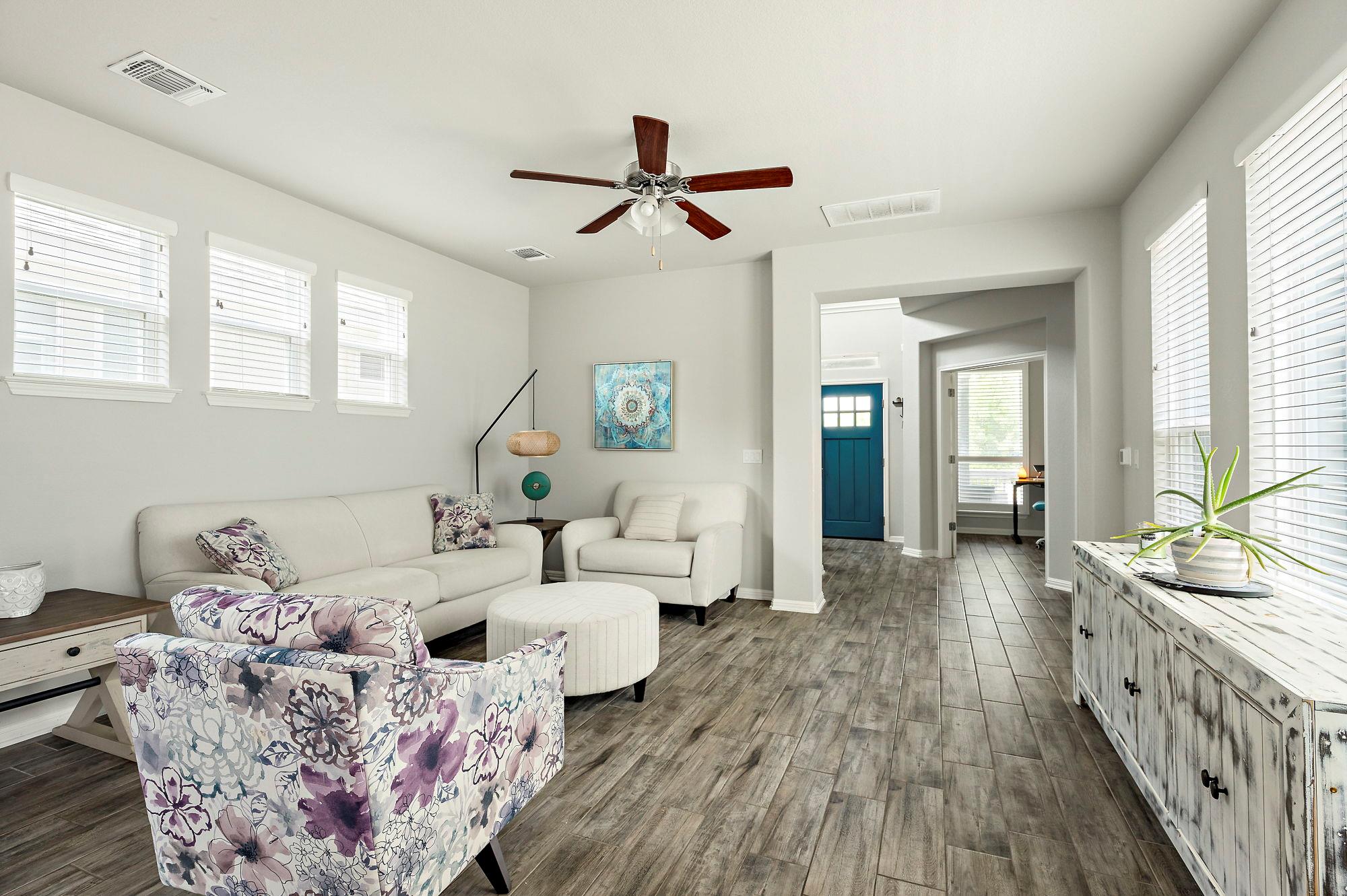 5701 Baythorne Dr, Austin, TX 78747