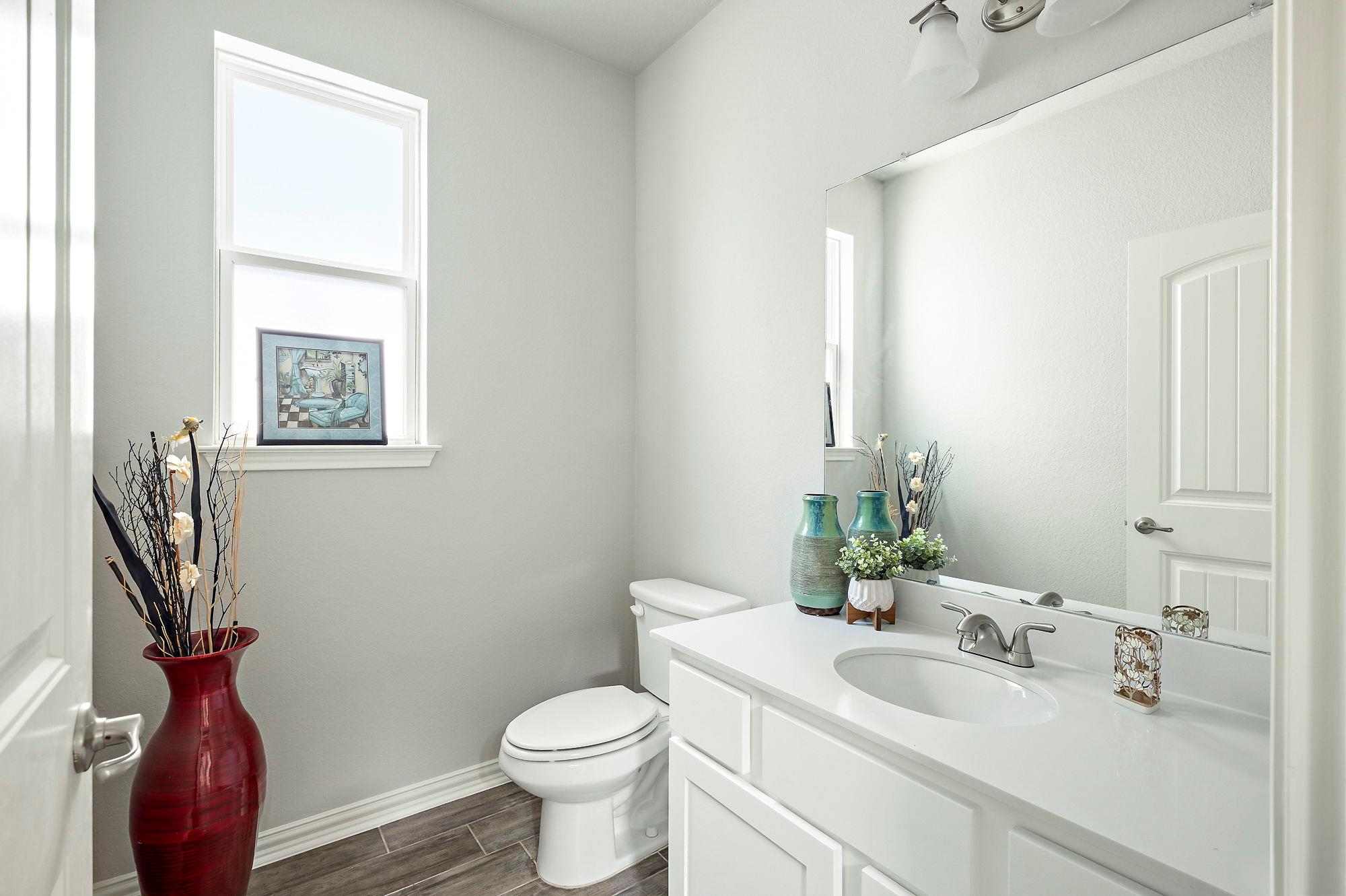 5701 Baythorne Dr, Austin, TX 78747