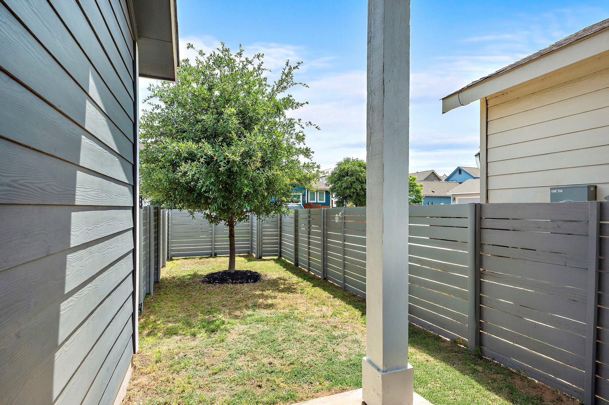 5701 Baythorne Dr, Austin, TX 78747