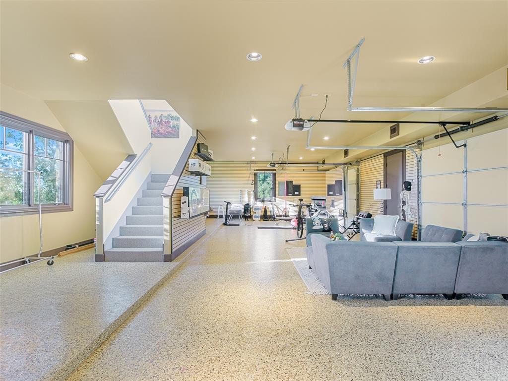 7855 Escala Dr, Austin, TX 78735