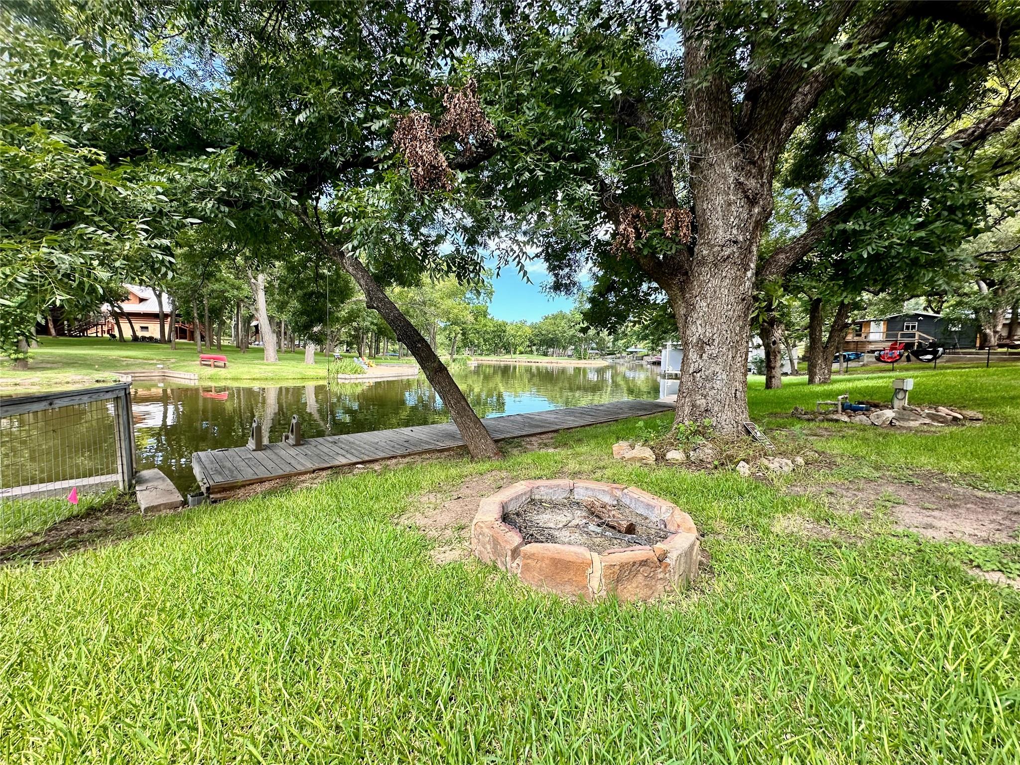1318 Contour Dr, Burnet, TX 78611