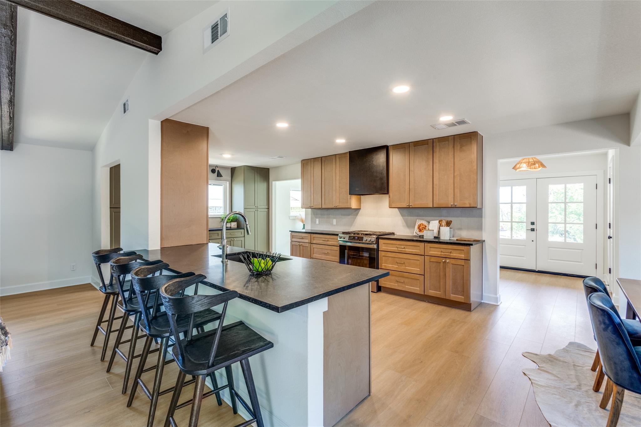 11902 Rennalee Loop, Austin, TX 78753