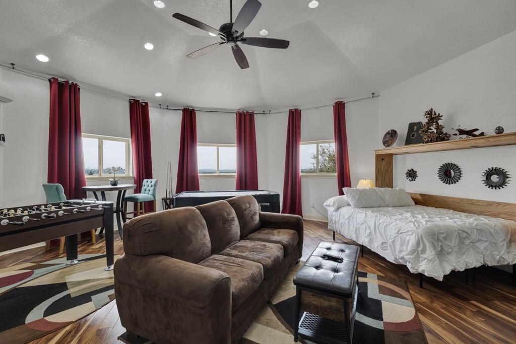 3811 Potters Creek, Canyon Lake, TX 78133