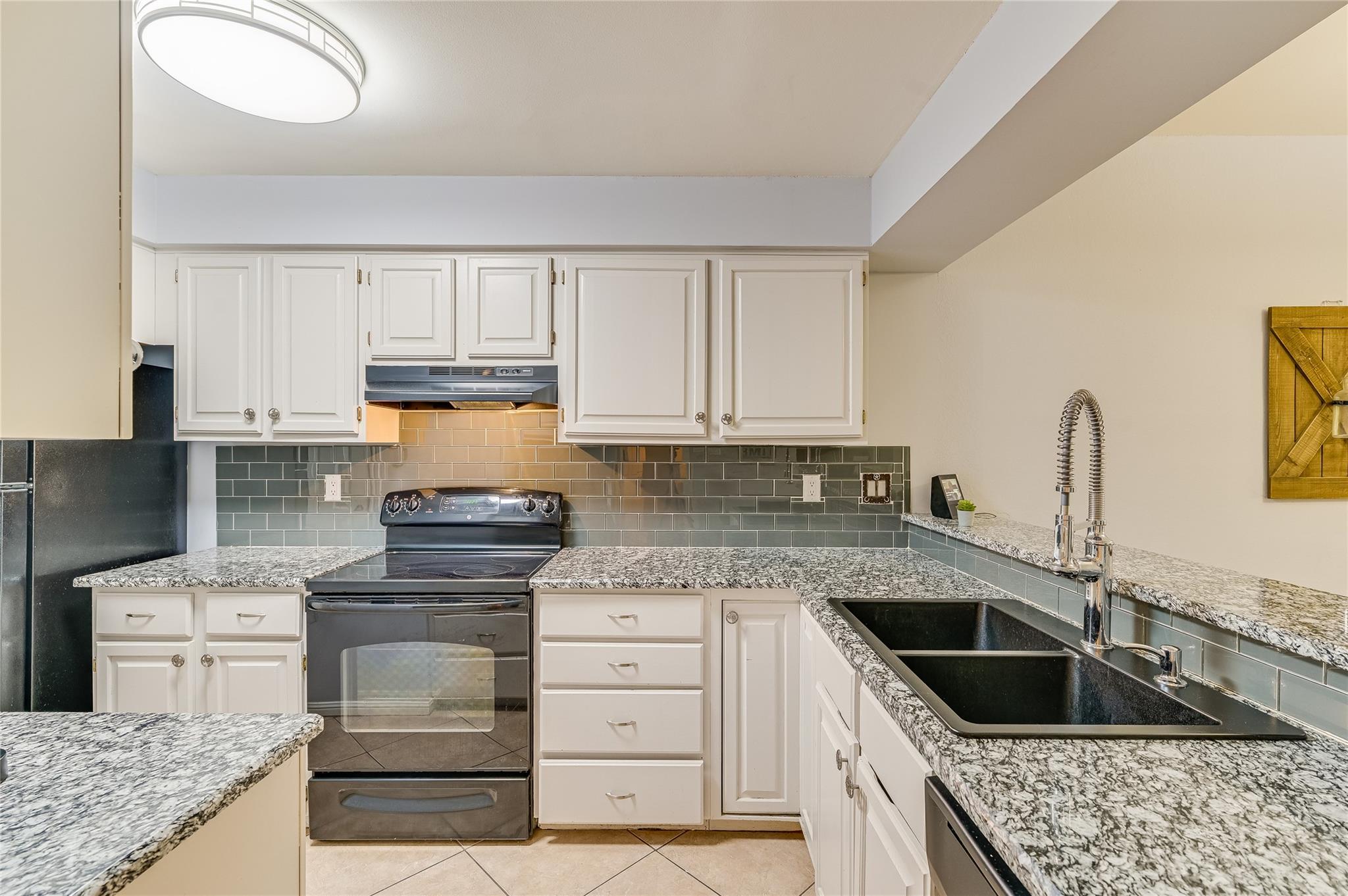 3404 American Dr # 3208, Lago Vista, TX 78645