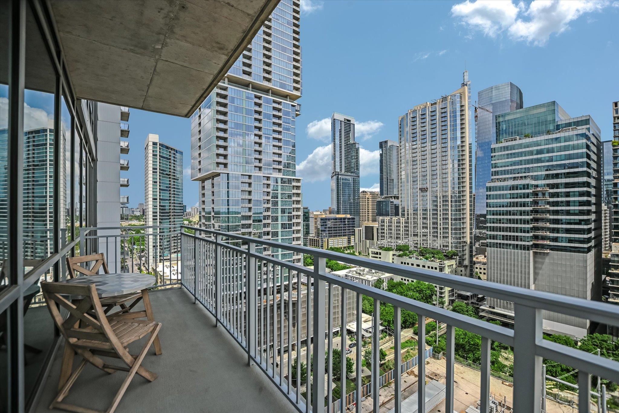 222 West Ave # 2001, Austin, TX 78701
