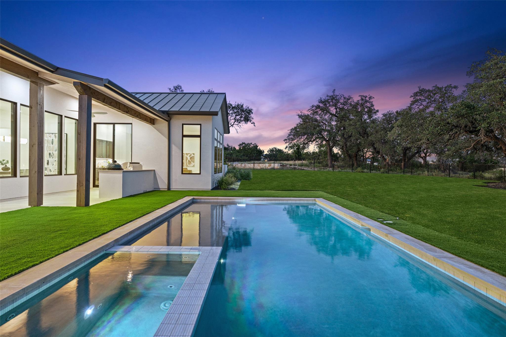 5813 HORIZON VISTA Way, Austin, TX 78738