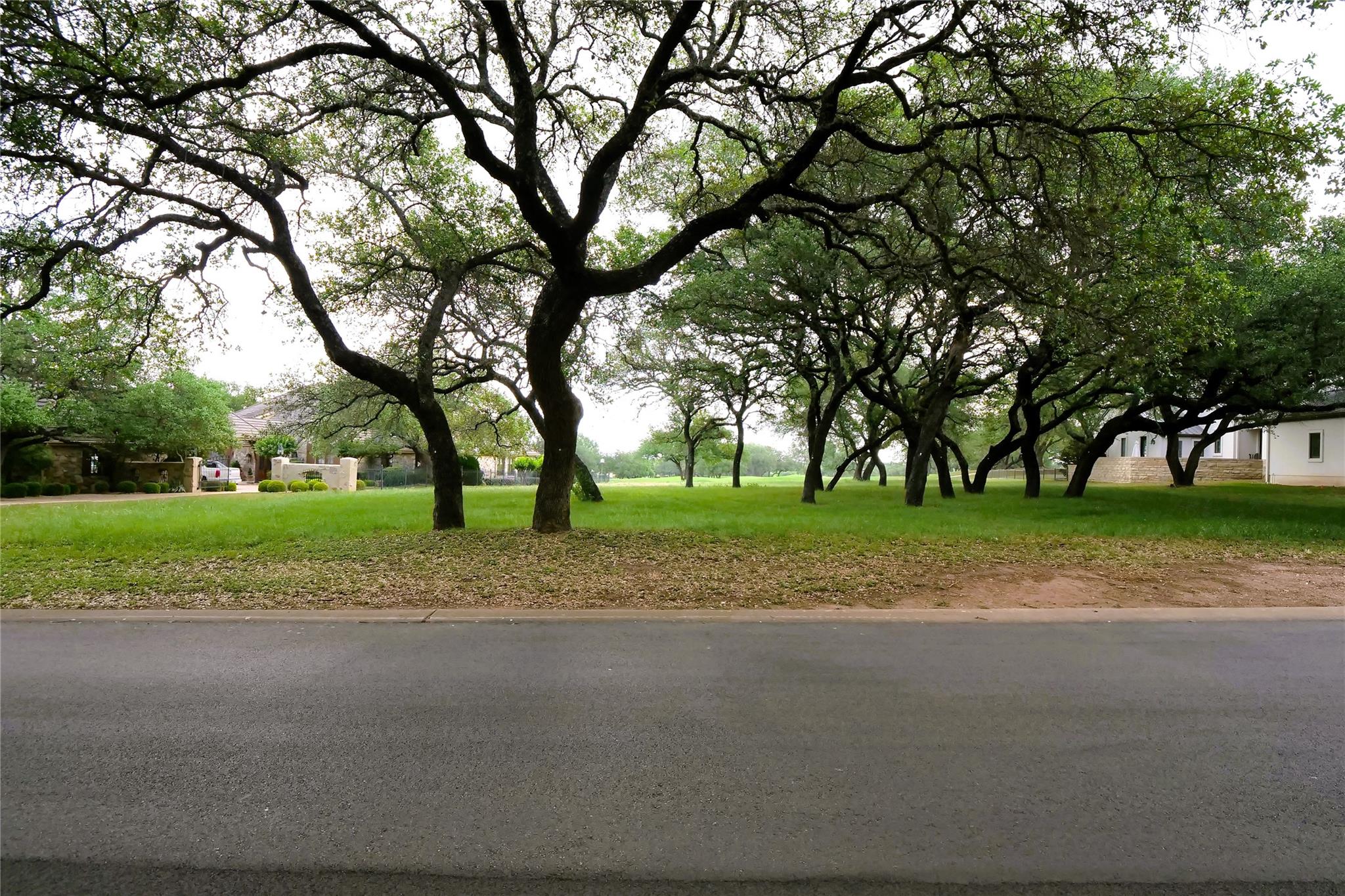 27029 Masters Pkwy, Spicewood, TX 78669