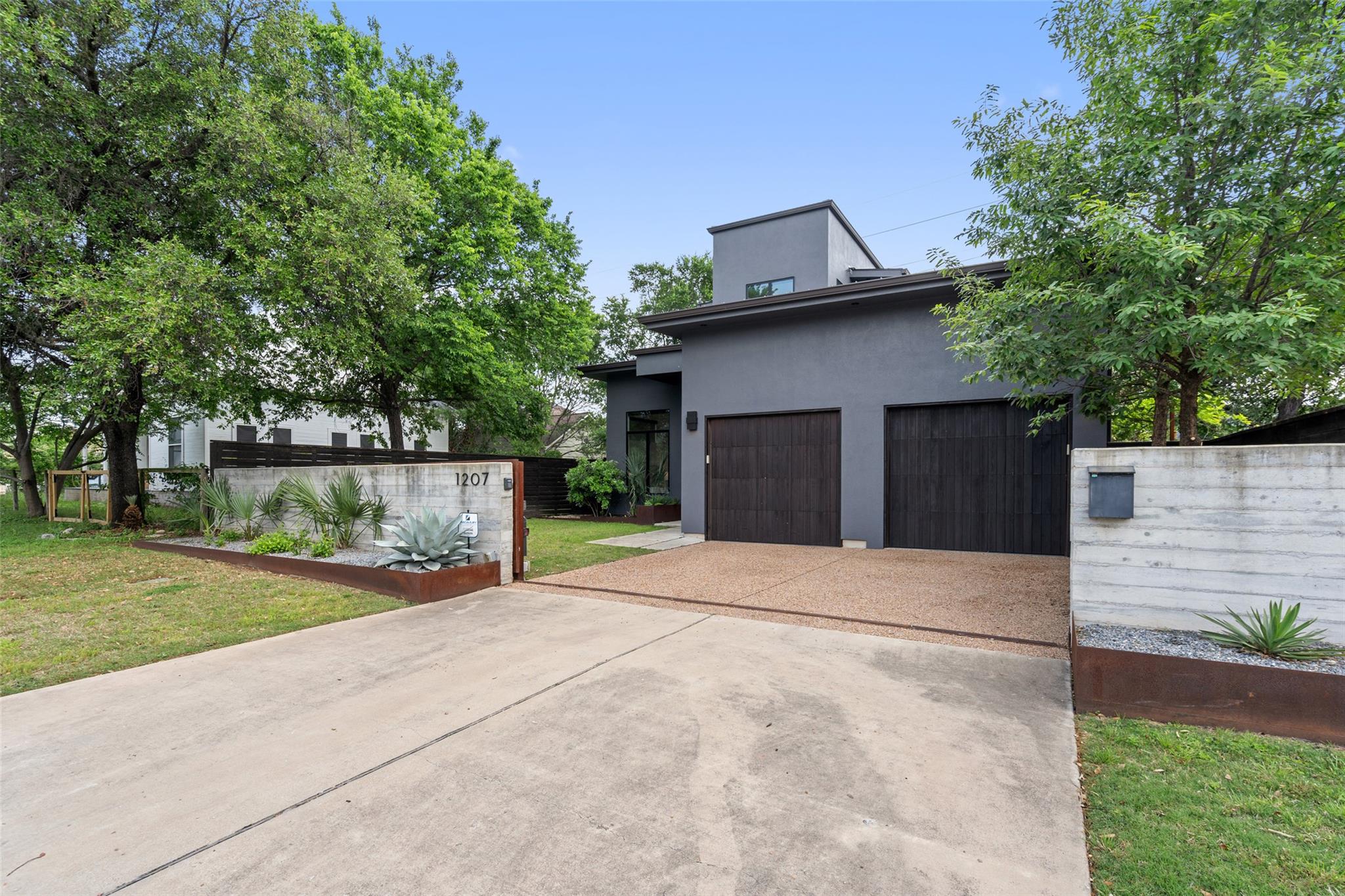 1207 E 13th St, Austin, TX 78702