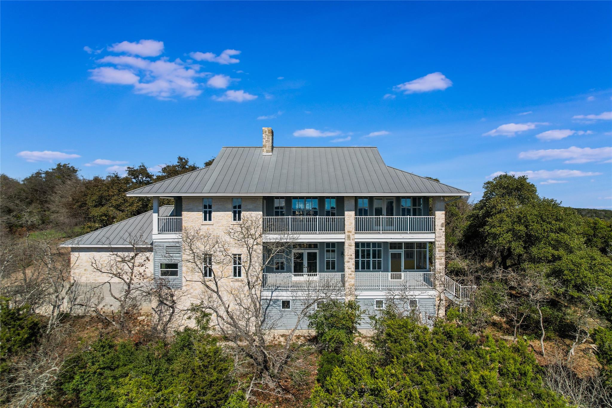 1 Hedge Ln, Austin, TX 78746